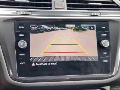 2023 Volkswagen Tiguan SE R-Line Black