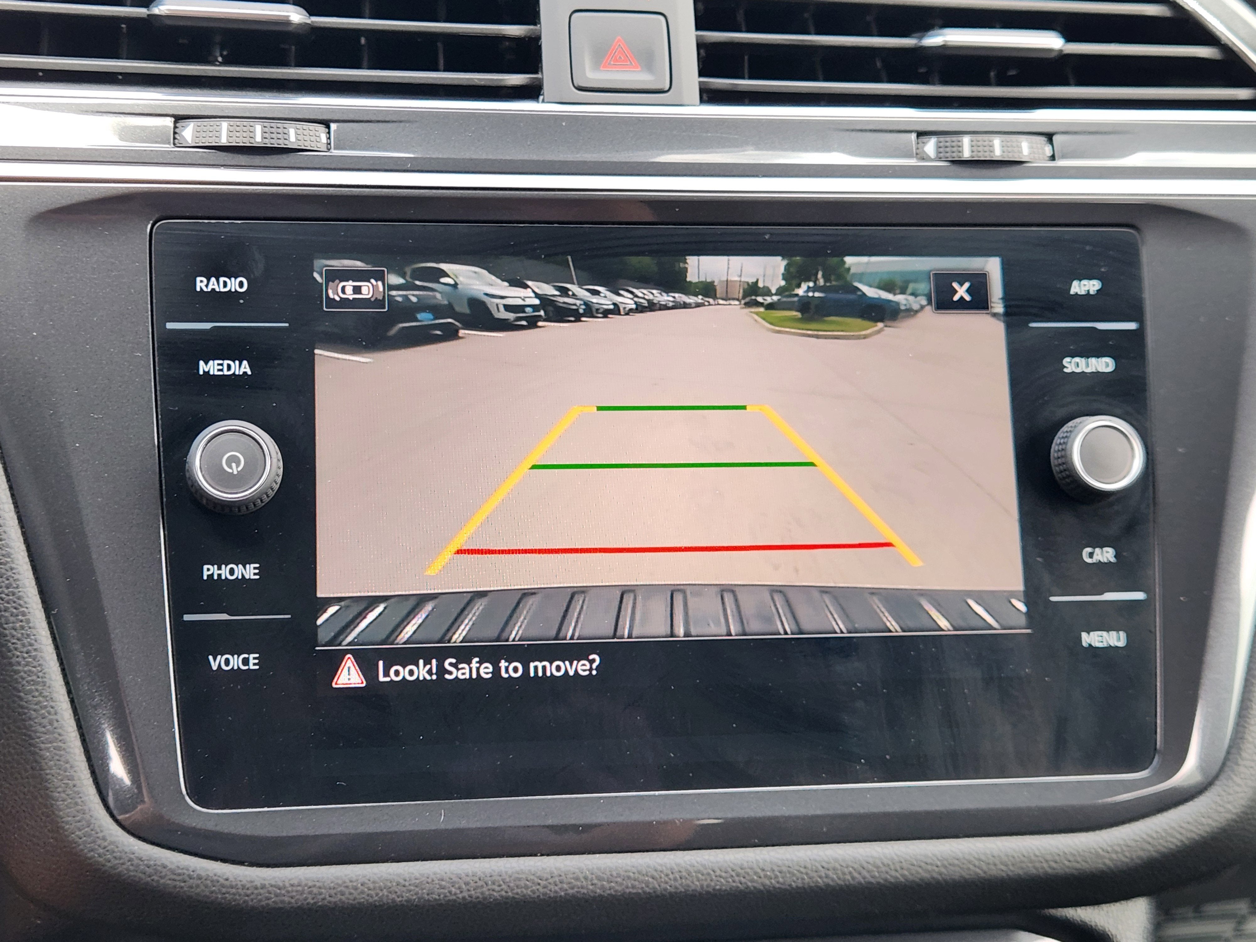 2023 Volkswagen Tiguan SE R-Line Black