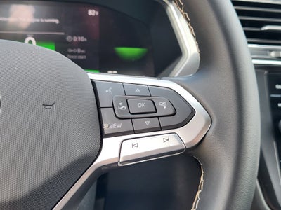2023 Volkswagen Tiguan SE R-Line Black