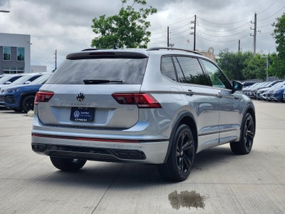 2023 Volkswagen Tiguan SE R-Line Black