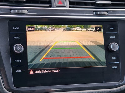 2023 Volkswagen Tiguan SE R-Line Black