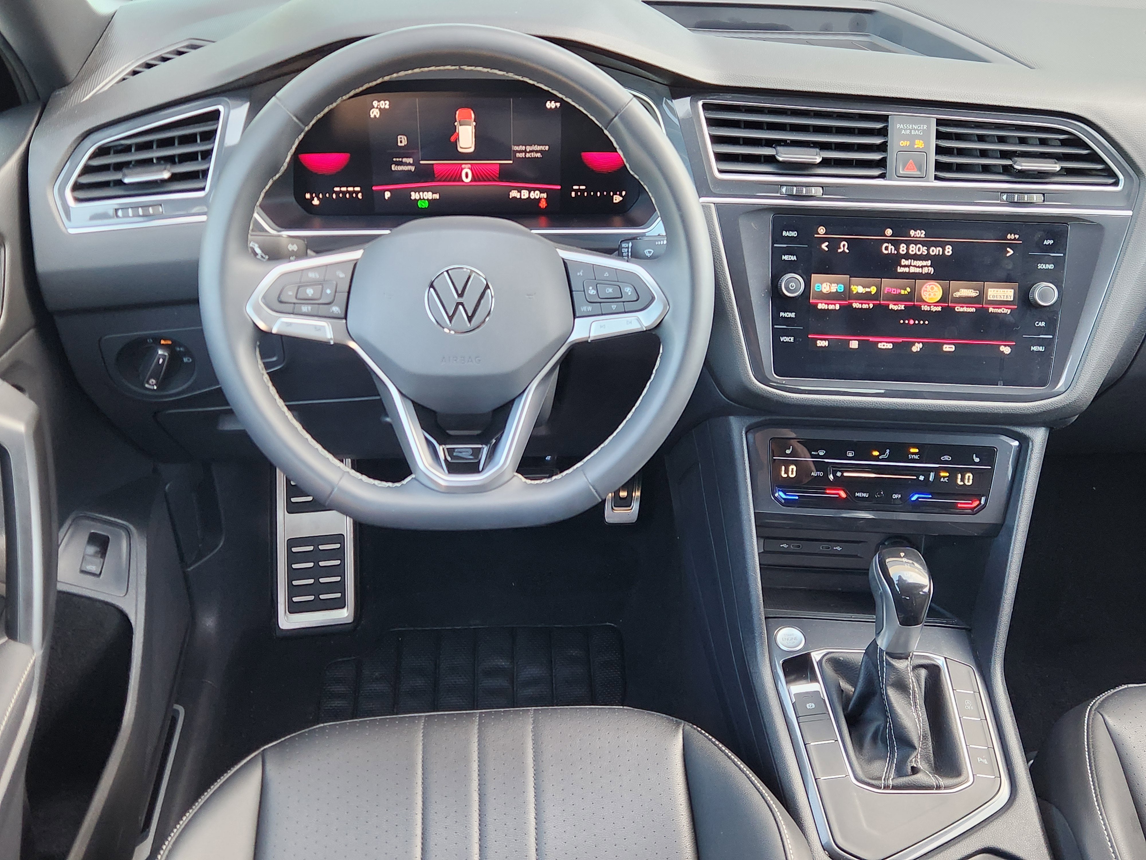 2023 Volkswagen Tiguan SE R-Line Black