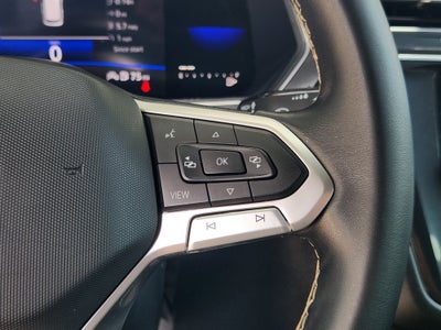 2023 Volkswagen Tiguan SE R-Line Black
