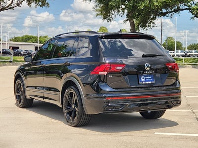 2023 Volkswagen Tiguan SE R-Line Black
