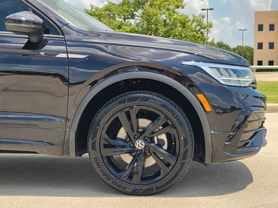 2023 Volkswagen Tiguan SE R-Line Black
