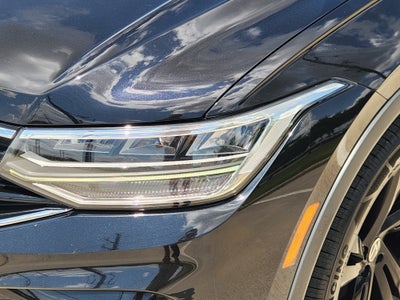 2023 Volkswagen Tiguan SE R-Line Black