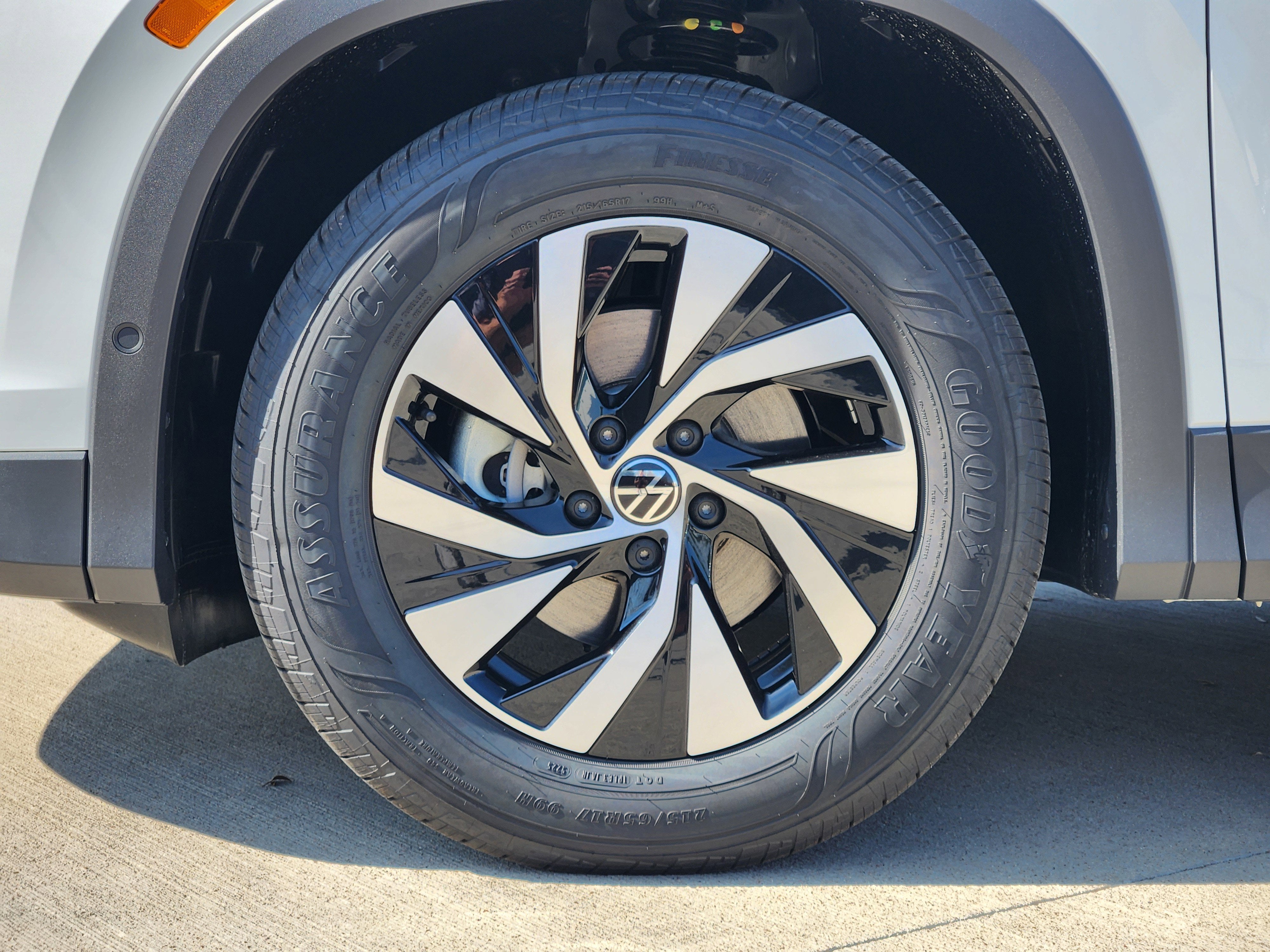 2026 Volkswagen Tiguan S