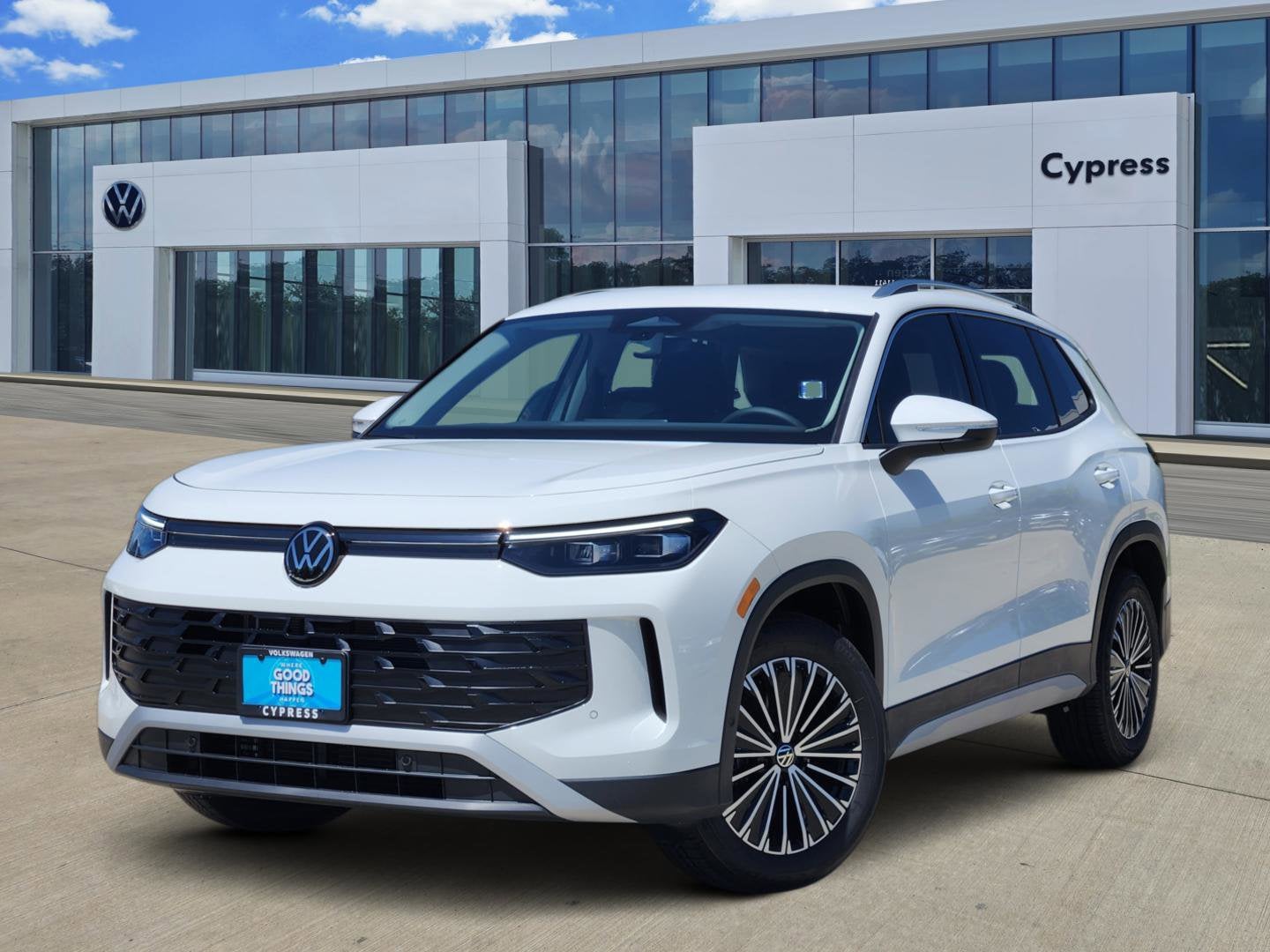 2026 Volkswagen Tiguan 2.0T S's photo