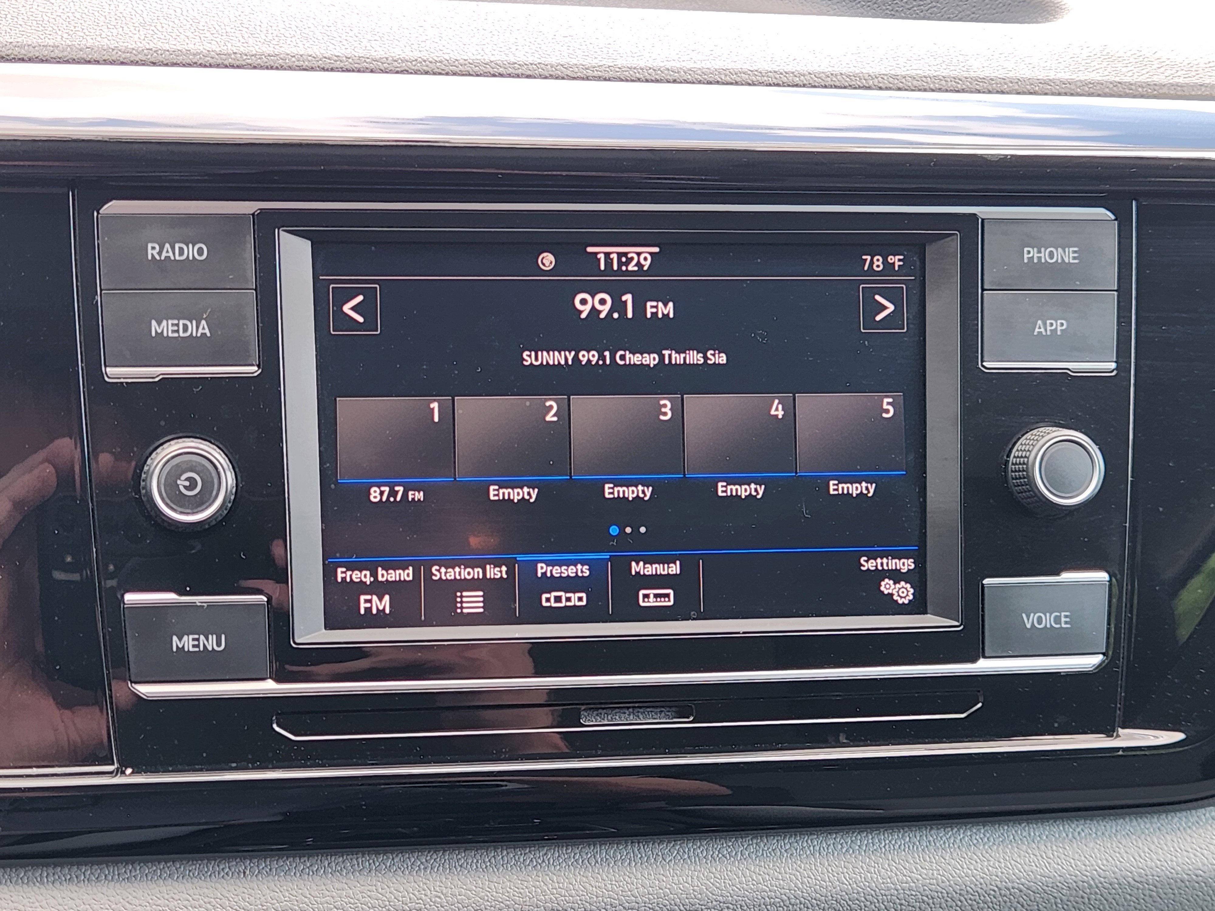 2022 Volkswagen Taos S