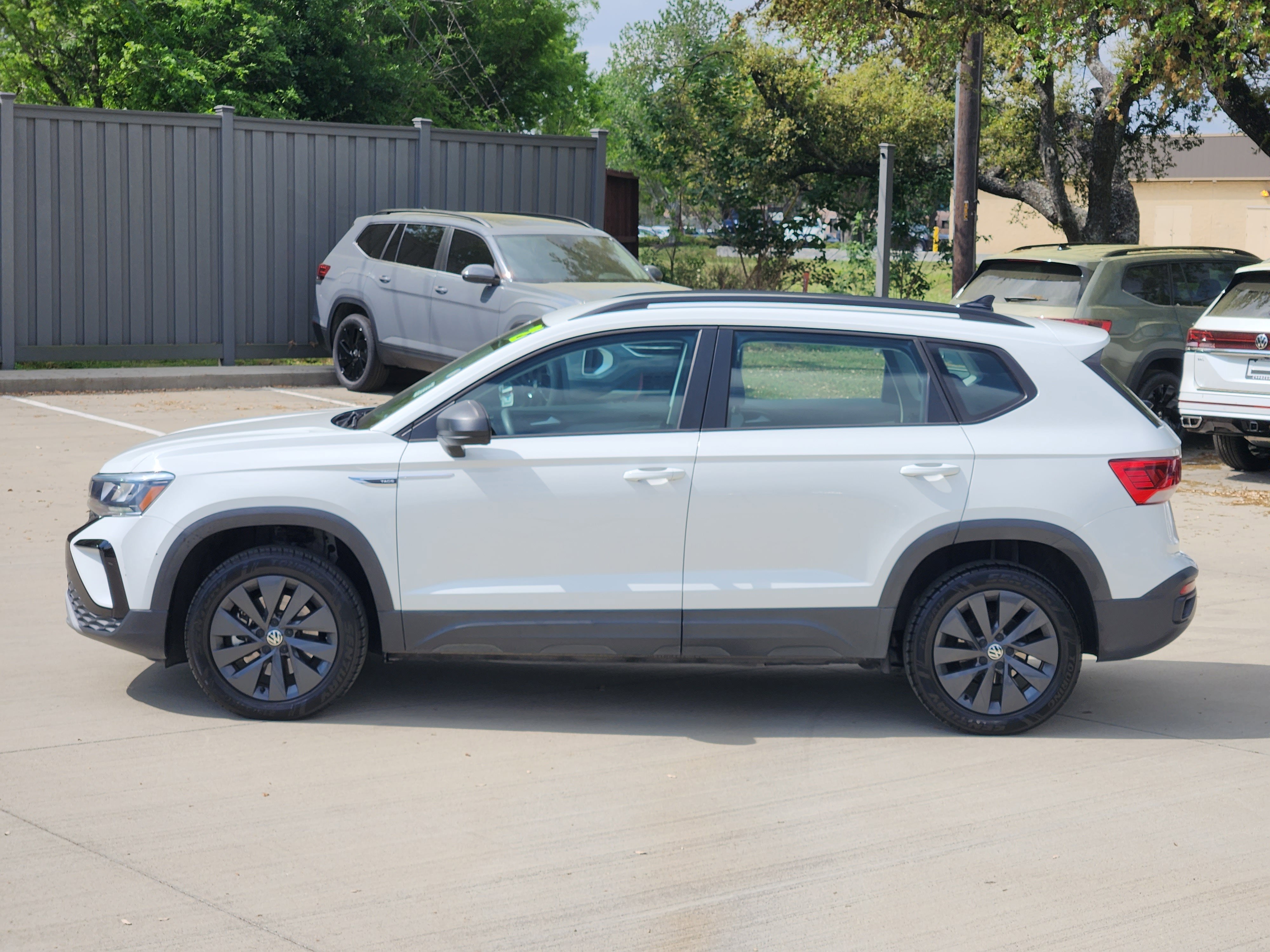 2022 Volkswagen Taos S