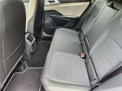 2026 Volkswagen Taos SE