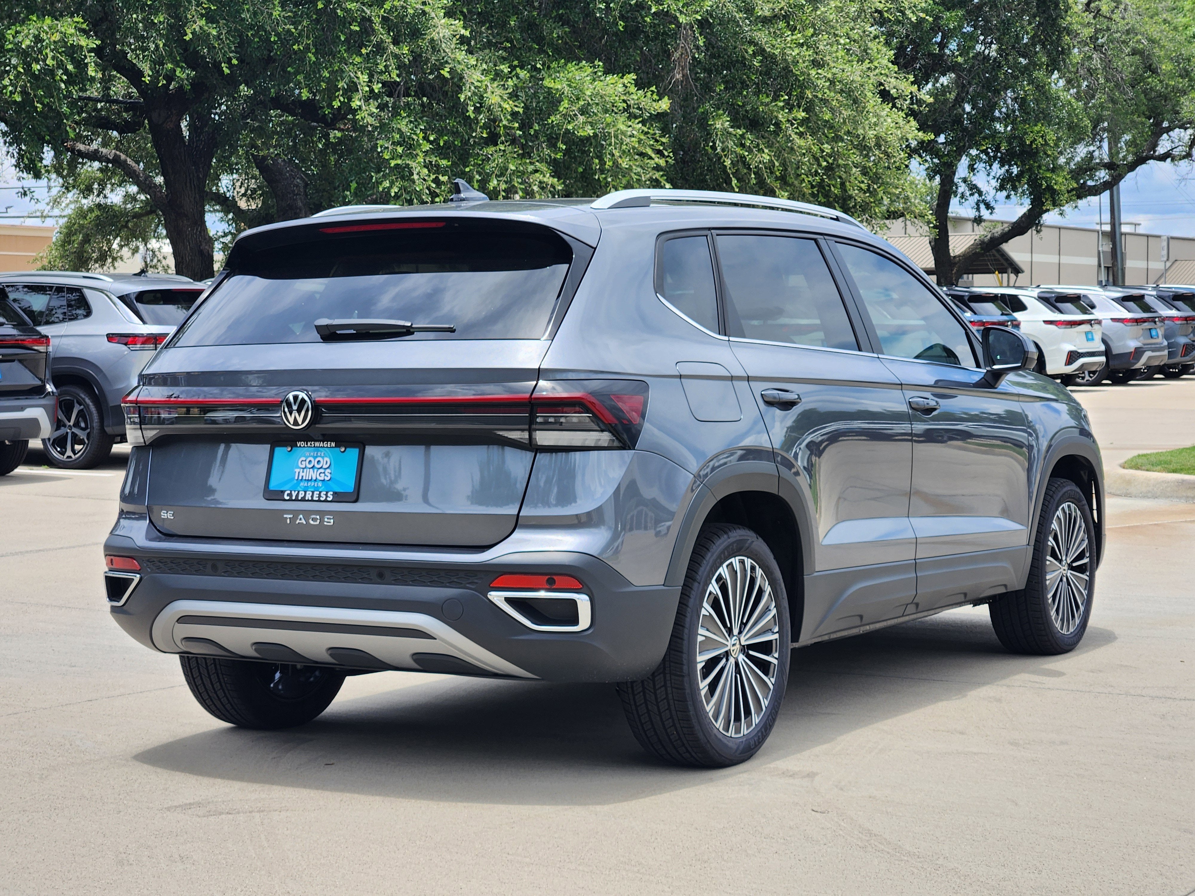 2026 Volkswagen Taos SE