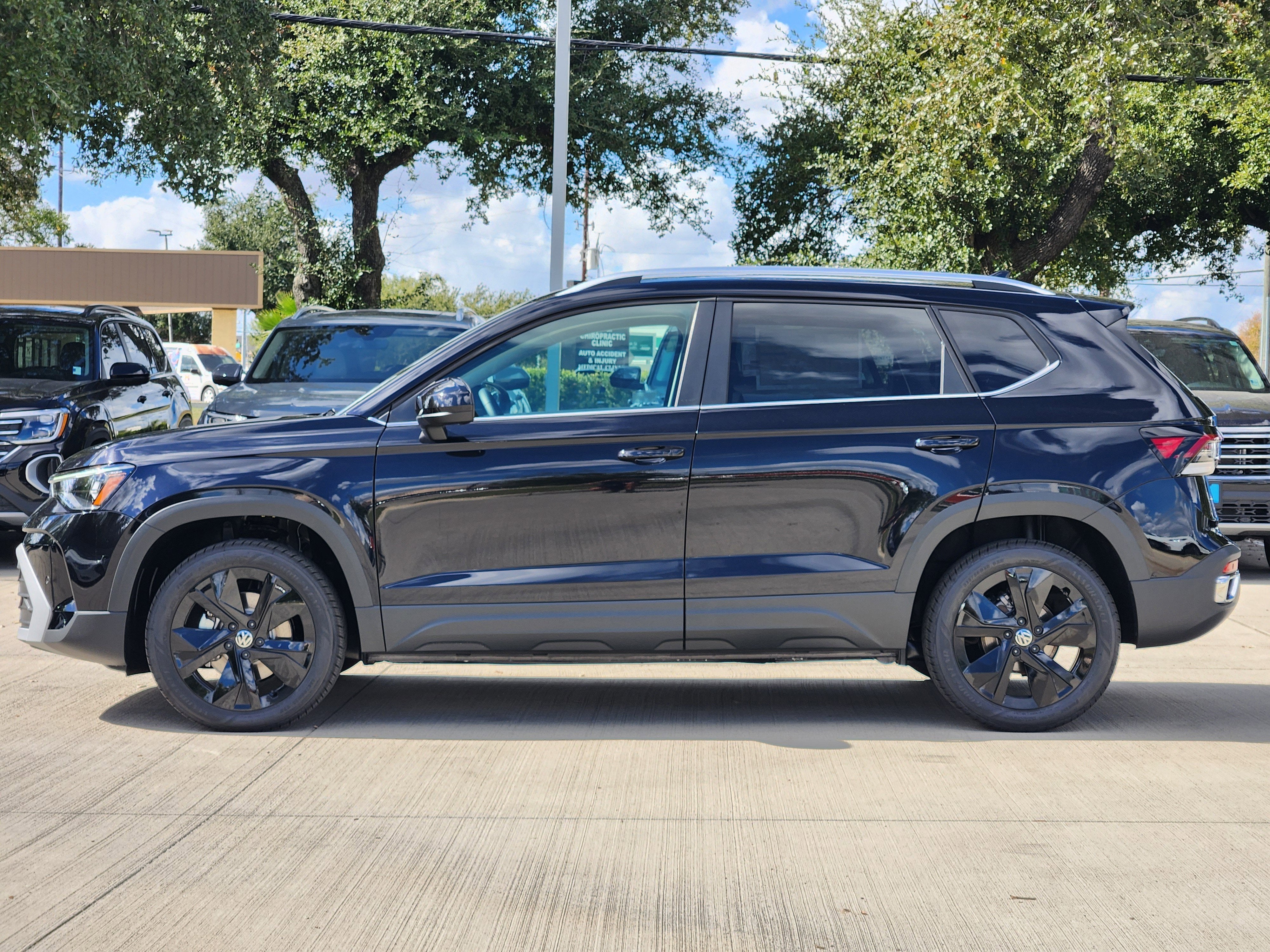 2026 Volkswagen Taos SE