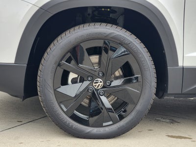 2026 Volkswagen Taos SE