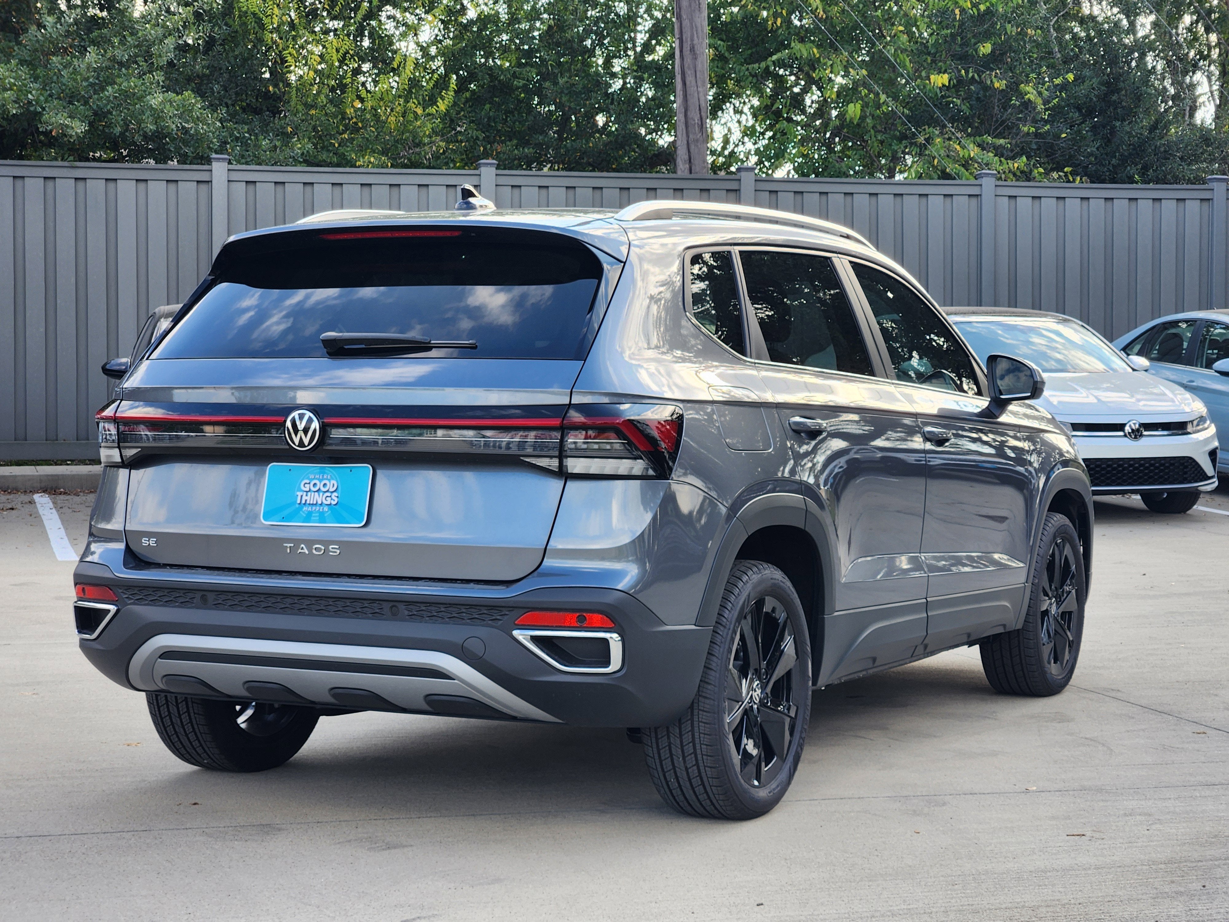 2026 Volkswagen Taos SE