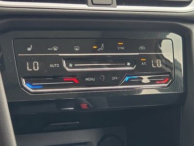 2026 Volkswagen Taos SE