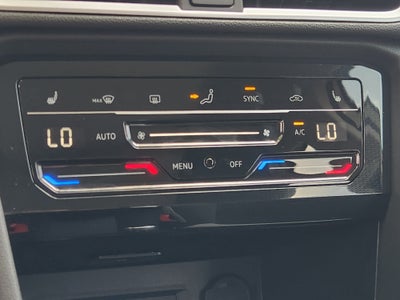 2026 Volkswagen Taos SE