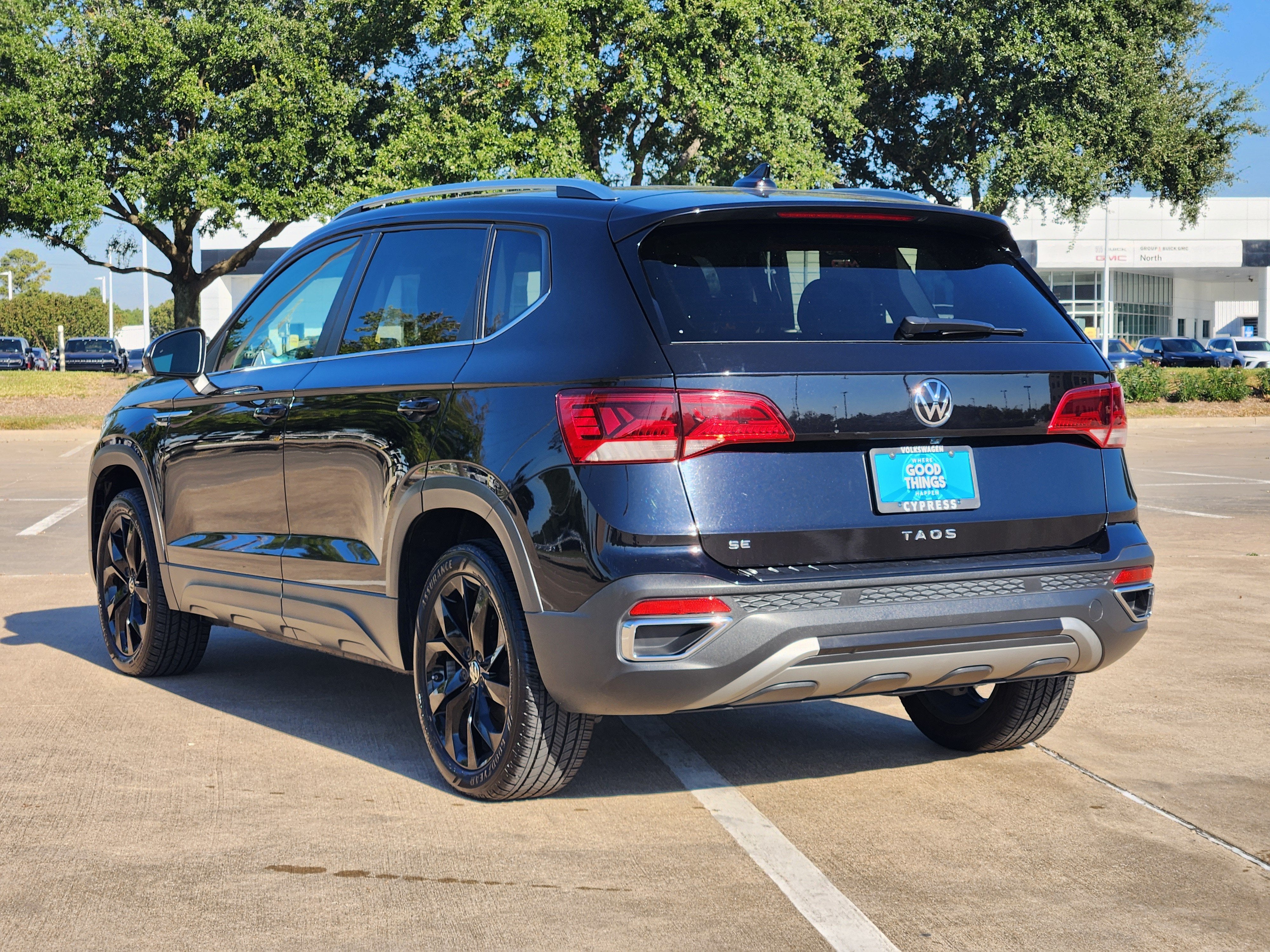 2024 Volkswagen Taos SE
