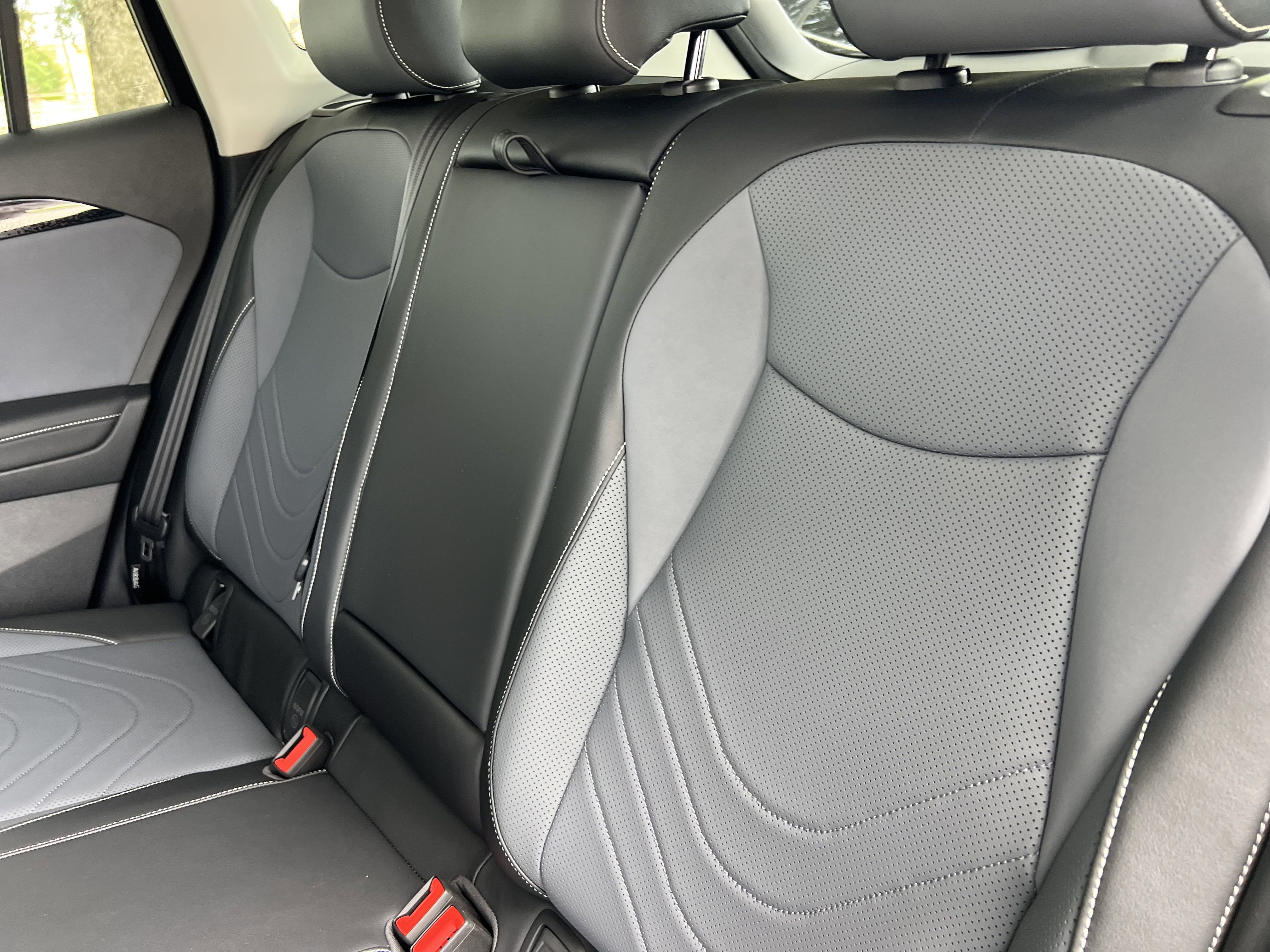 2025 Volkswagen Tiguan SE