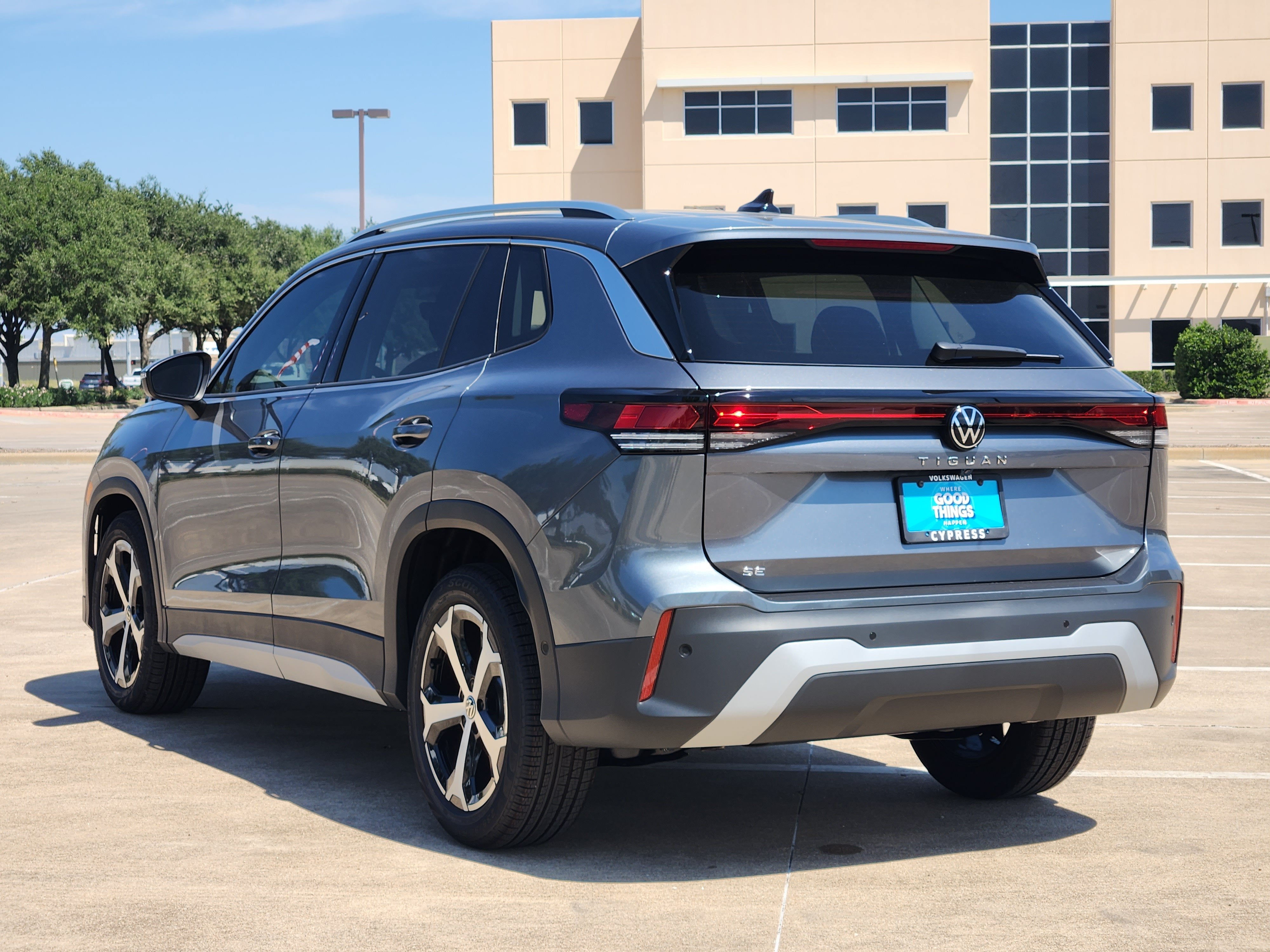 2026 Volkswagen Tiguan SE