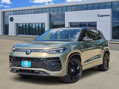 2026 Volkswagen Tiguan SE R-Line Black