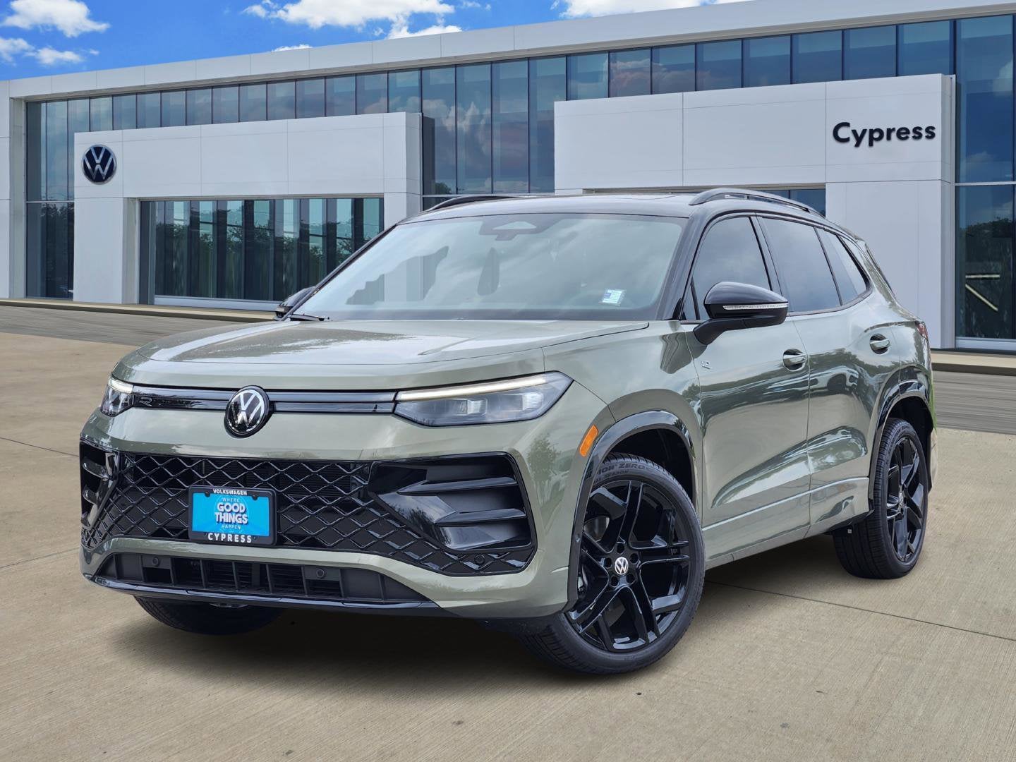 2026 Volkswagen Tiguan SE R-Line Black