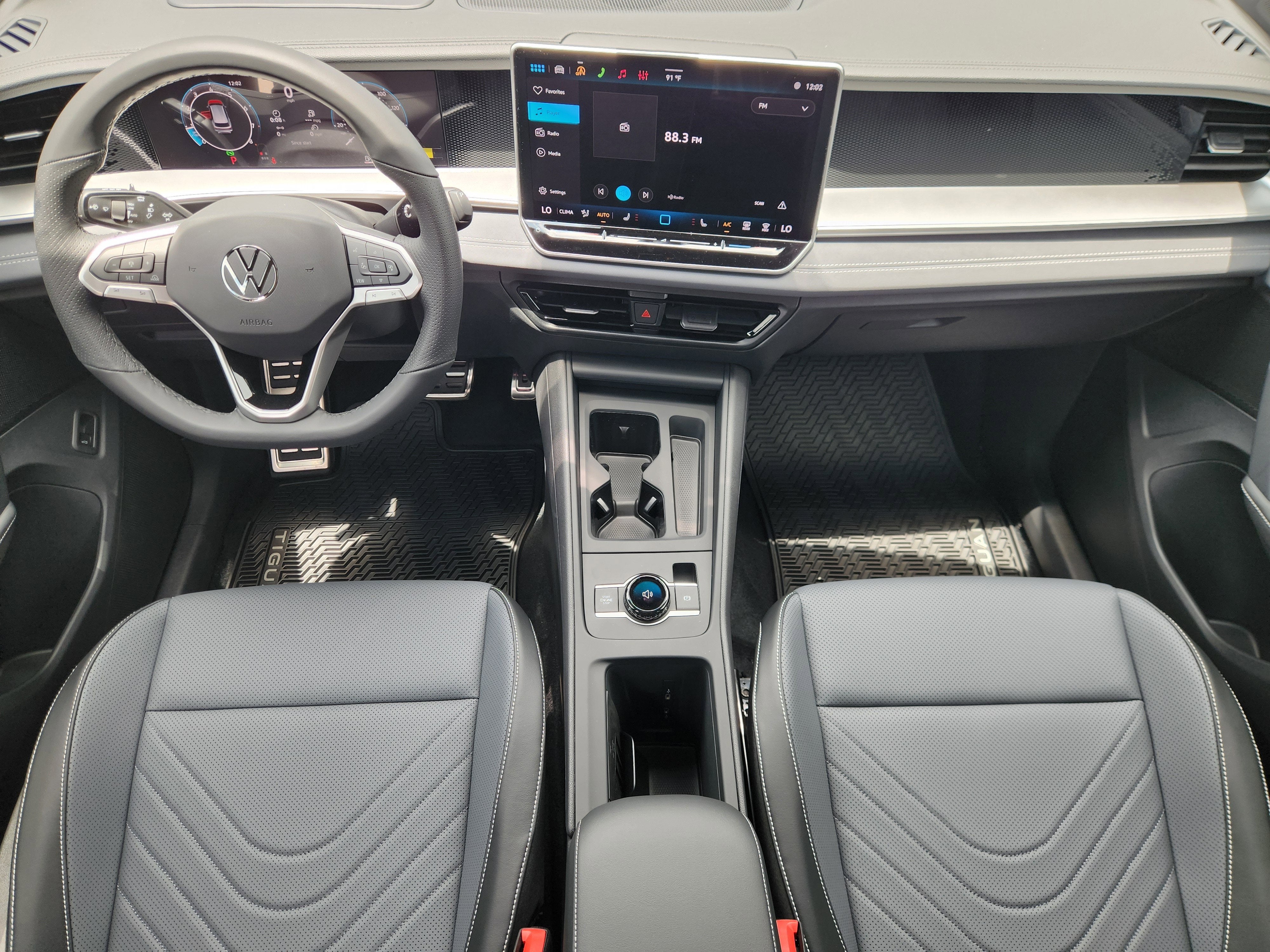 2026 Volkswagen Tiguan SE R-Line Black