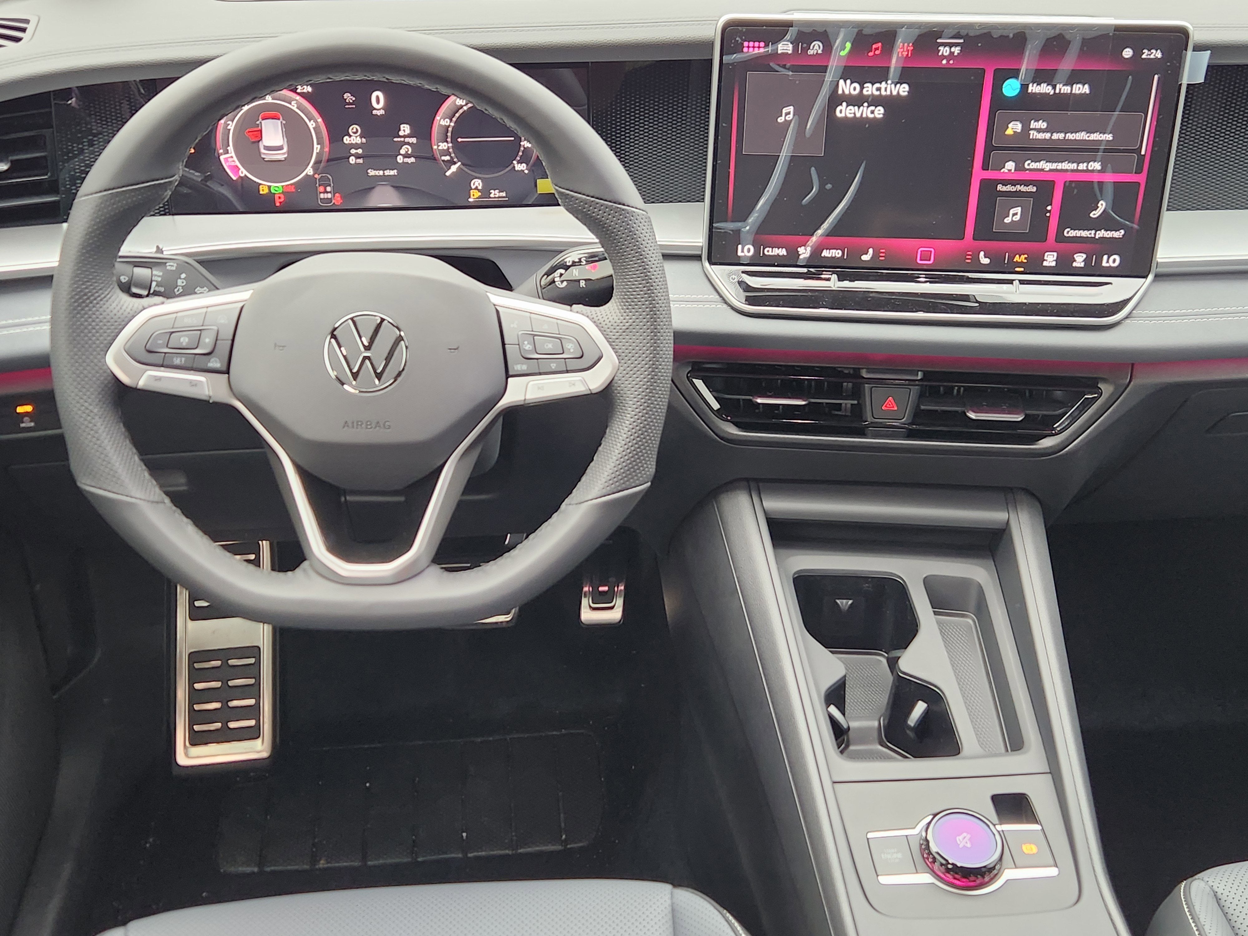 2026 Volkswagen Tiguan SE R-Line Black