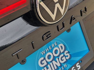 2026 Volkswagen Tiguan SE R-Line Black