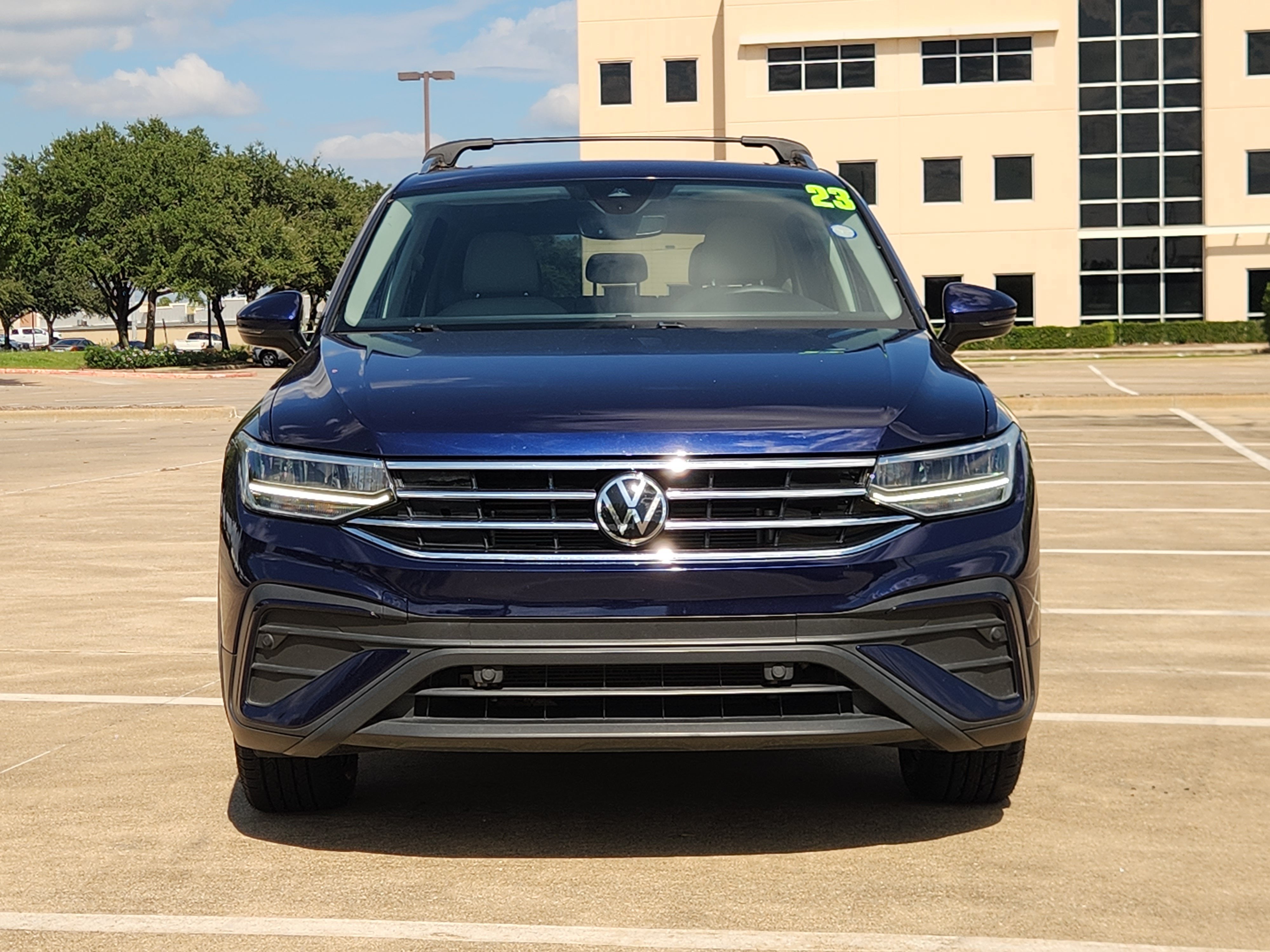 2023 Volkswagen Tiguan SE