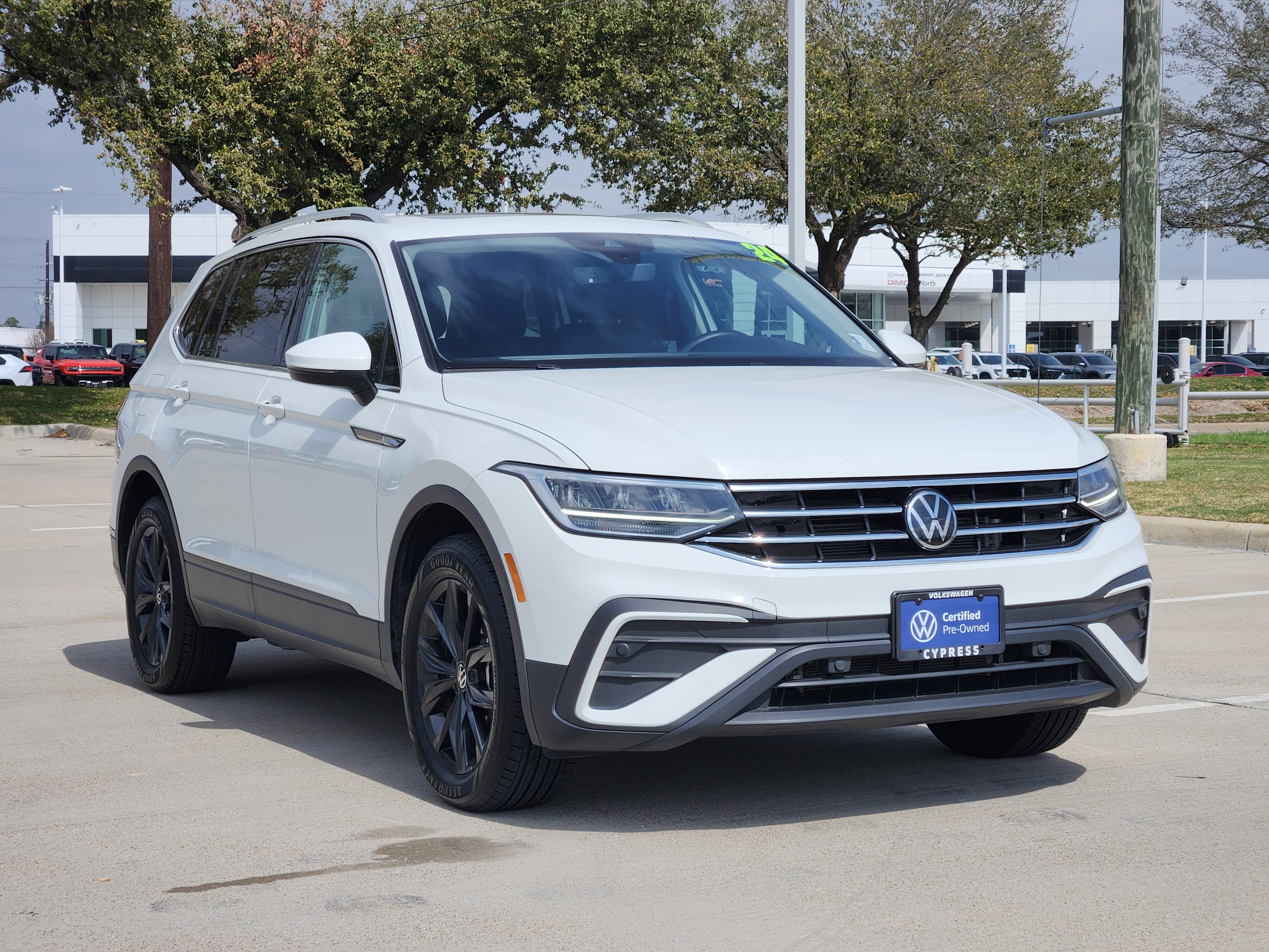 2024 Volkswagen Tiguan SE