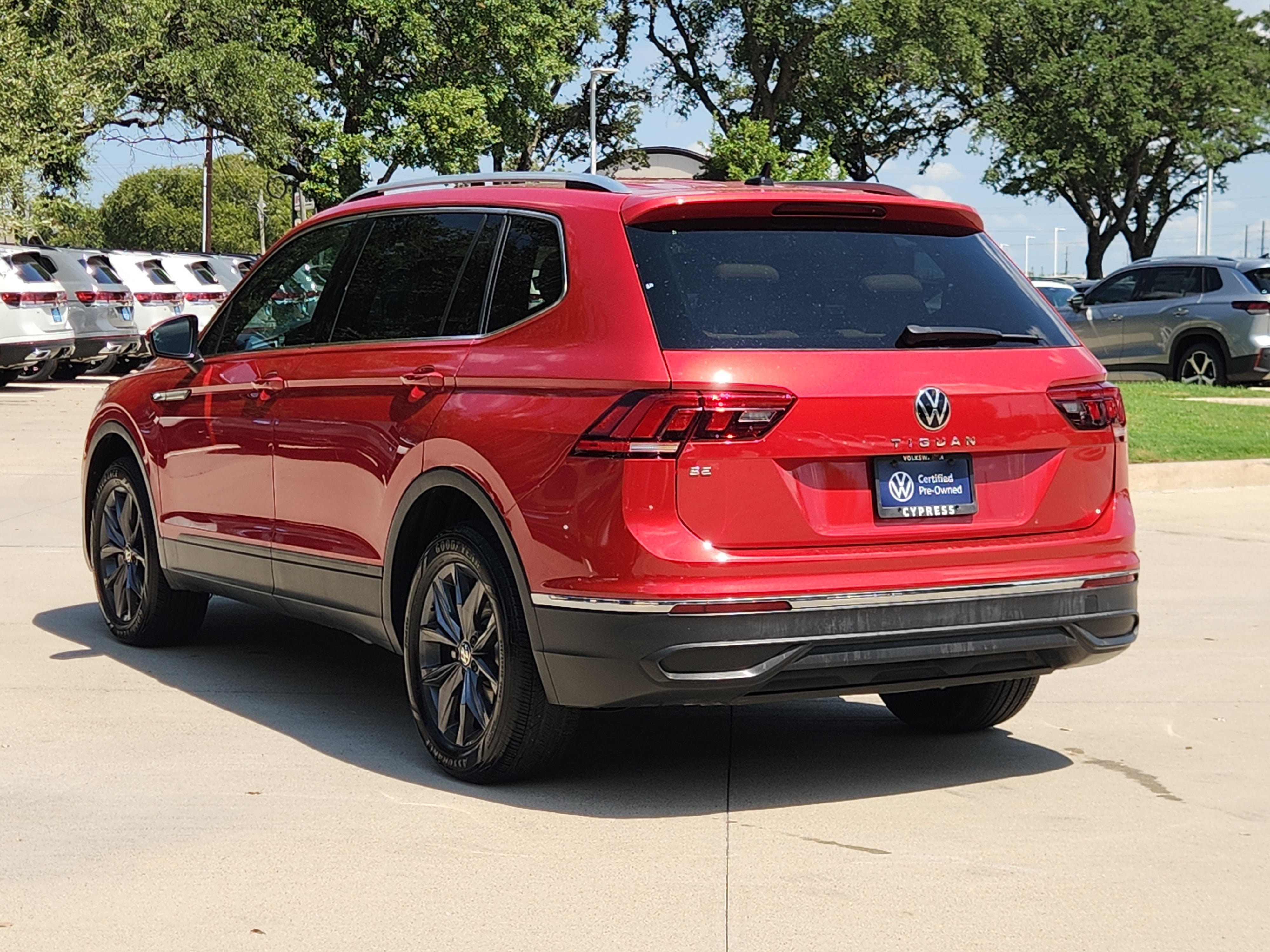 2024 Volkswagen Tiguan SE