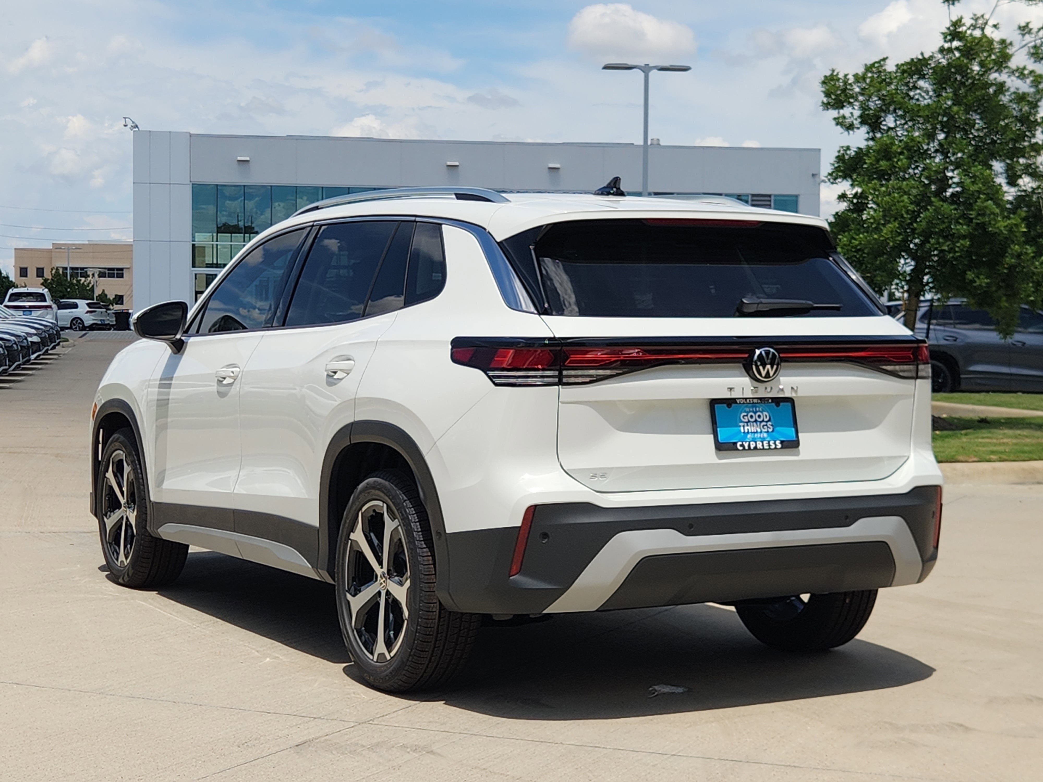 2026 Volkswagen Tiguan SE
