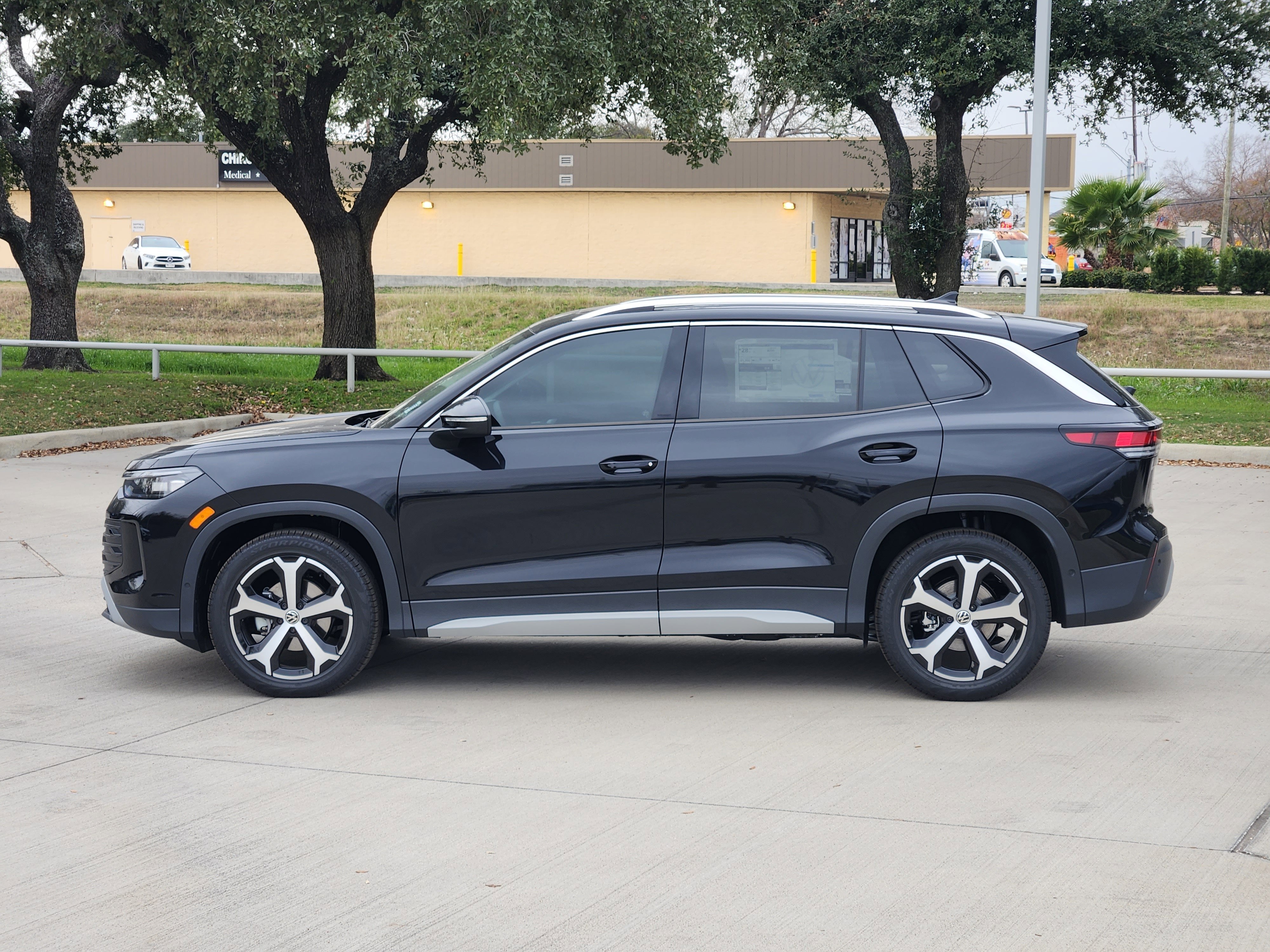 2026 Volkswagen Tiguan SE