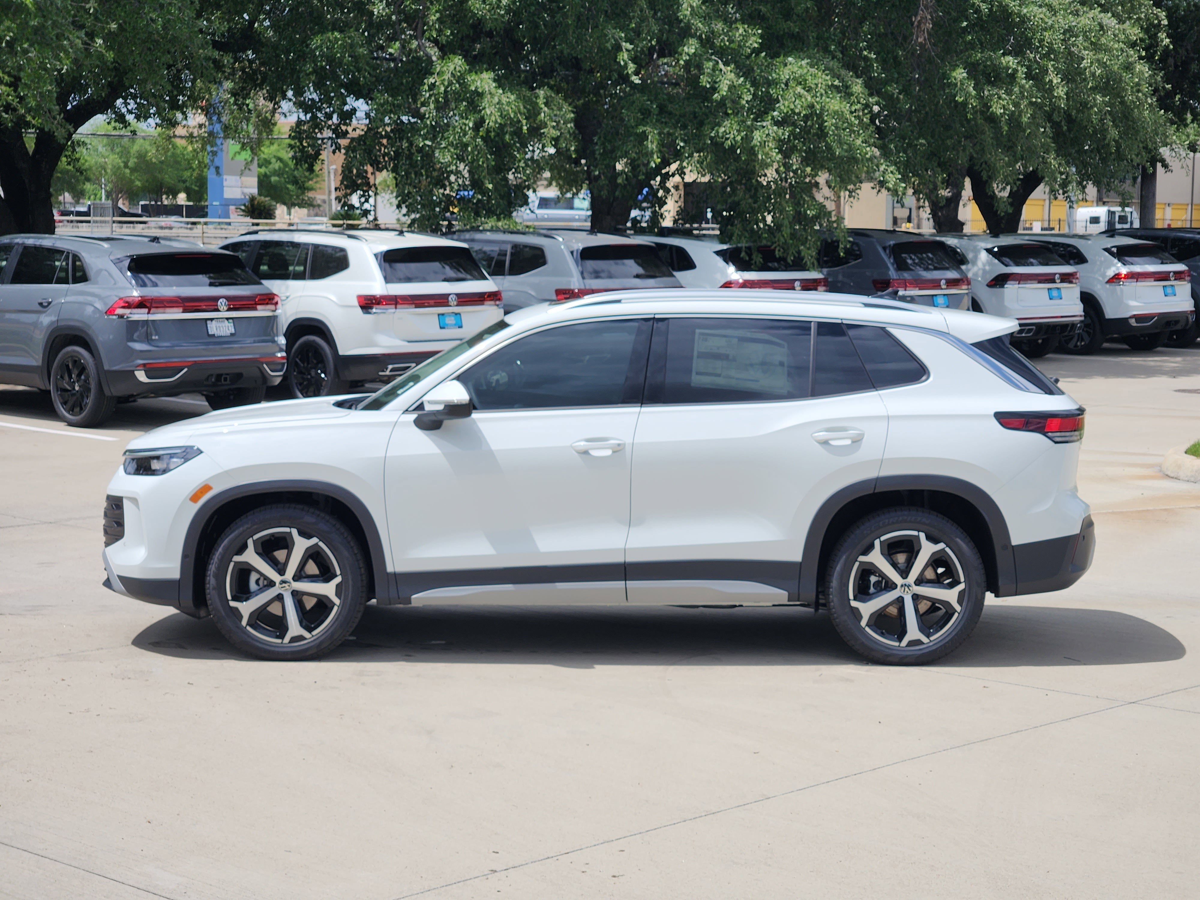 2026 Volkswagen Tiguan SE