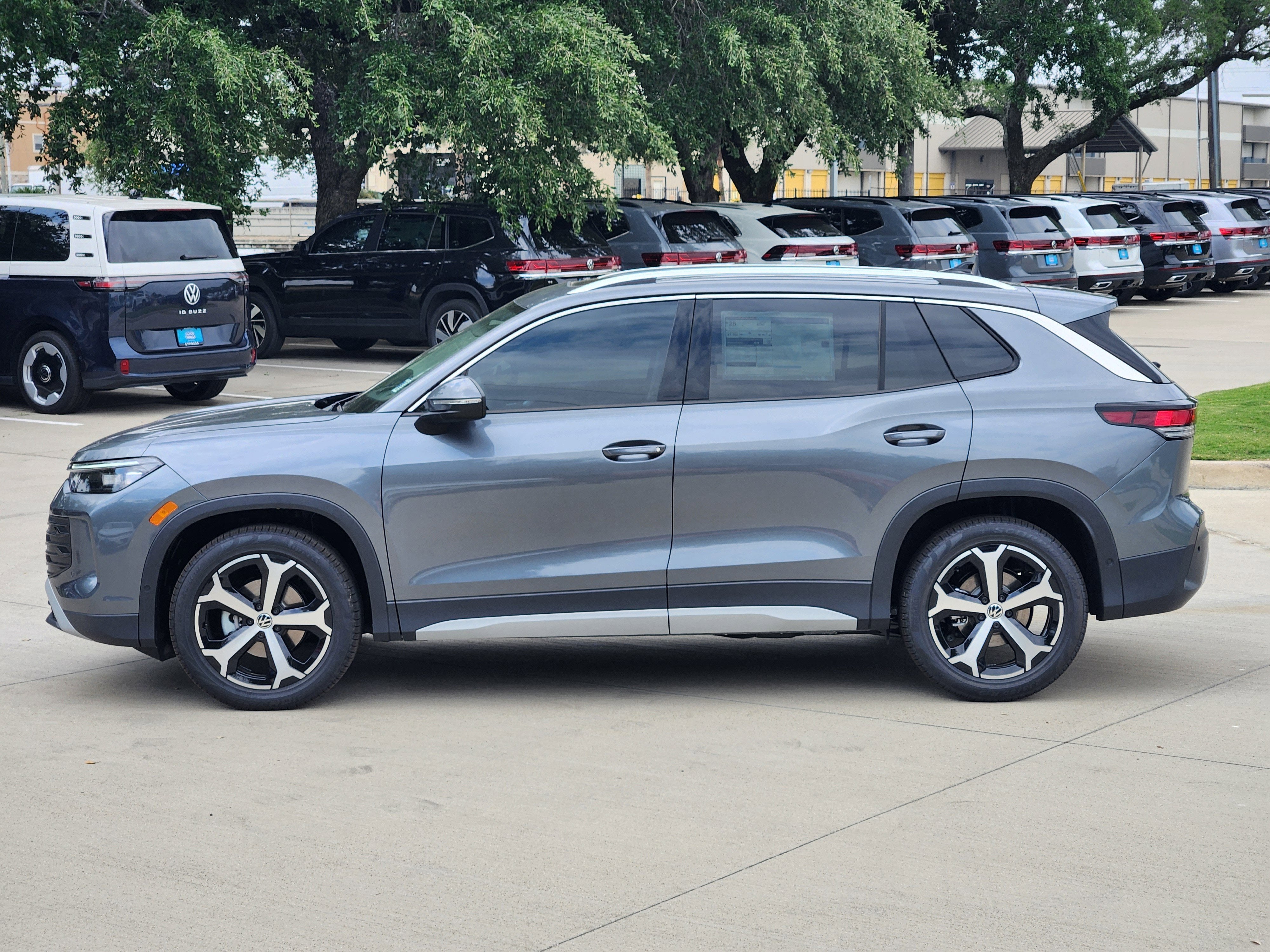 2026 Volkswagen Tiguan SE