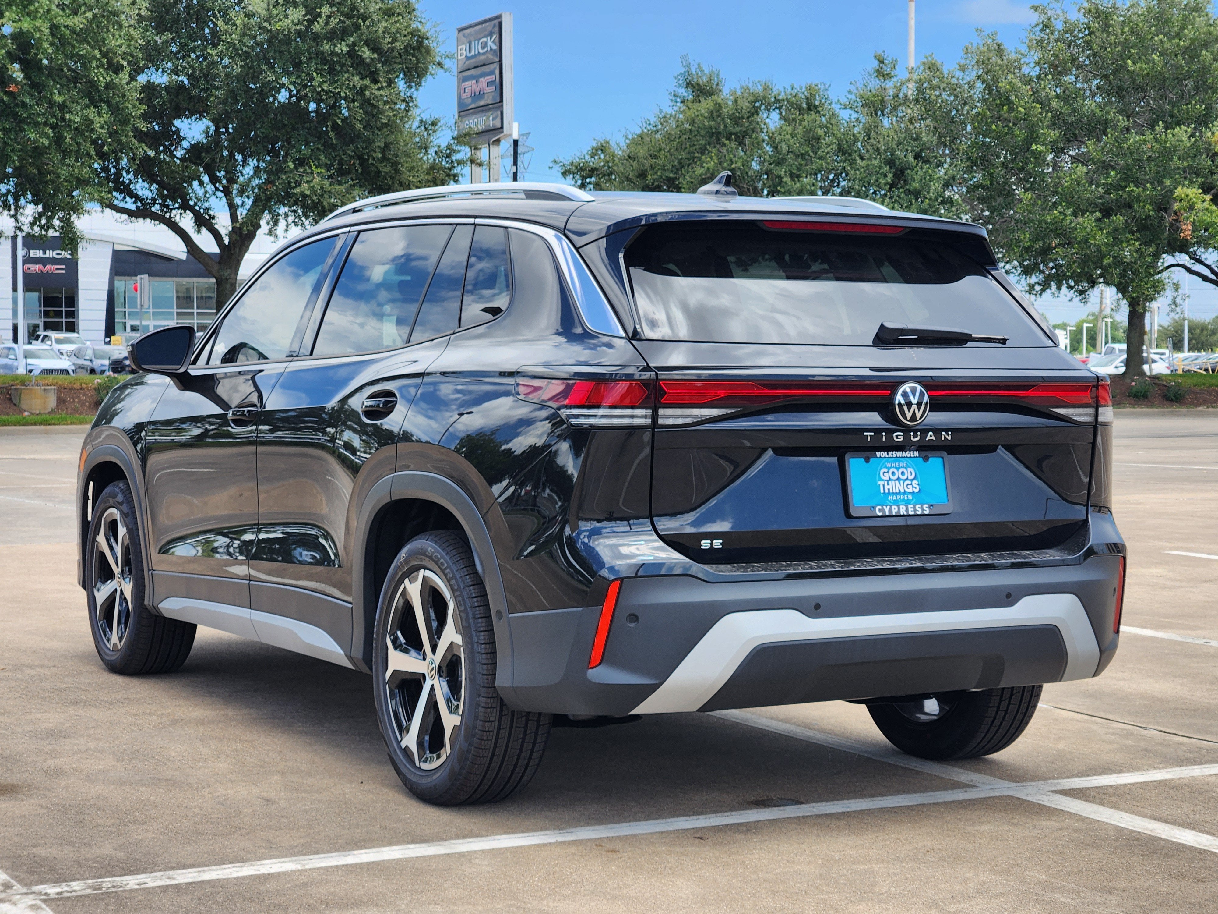 2026 Volkswagen Tiguan SE