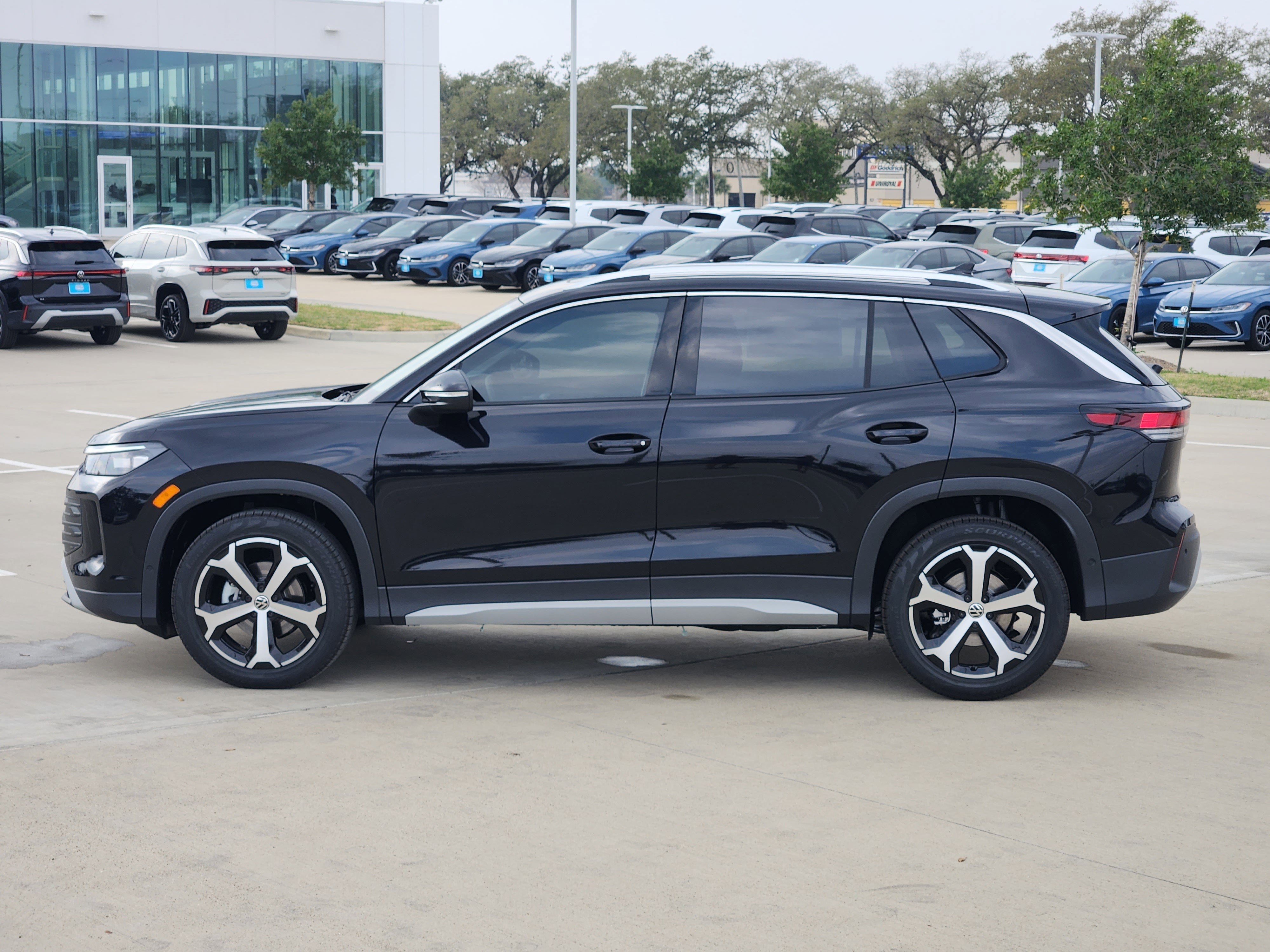 2026 Volkswagen Tiguan SE