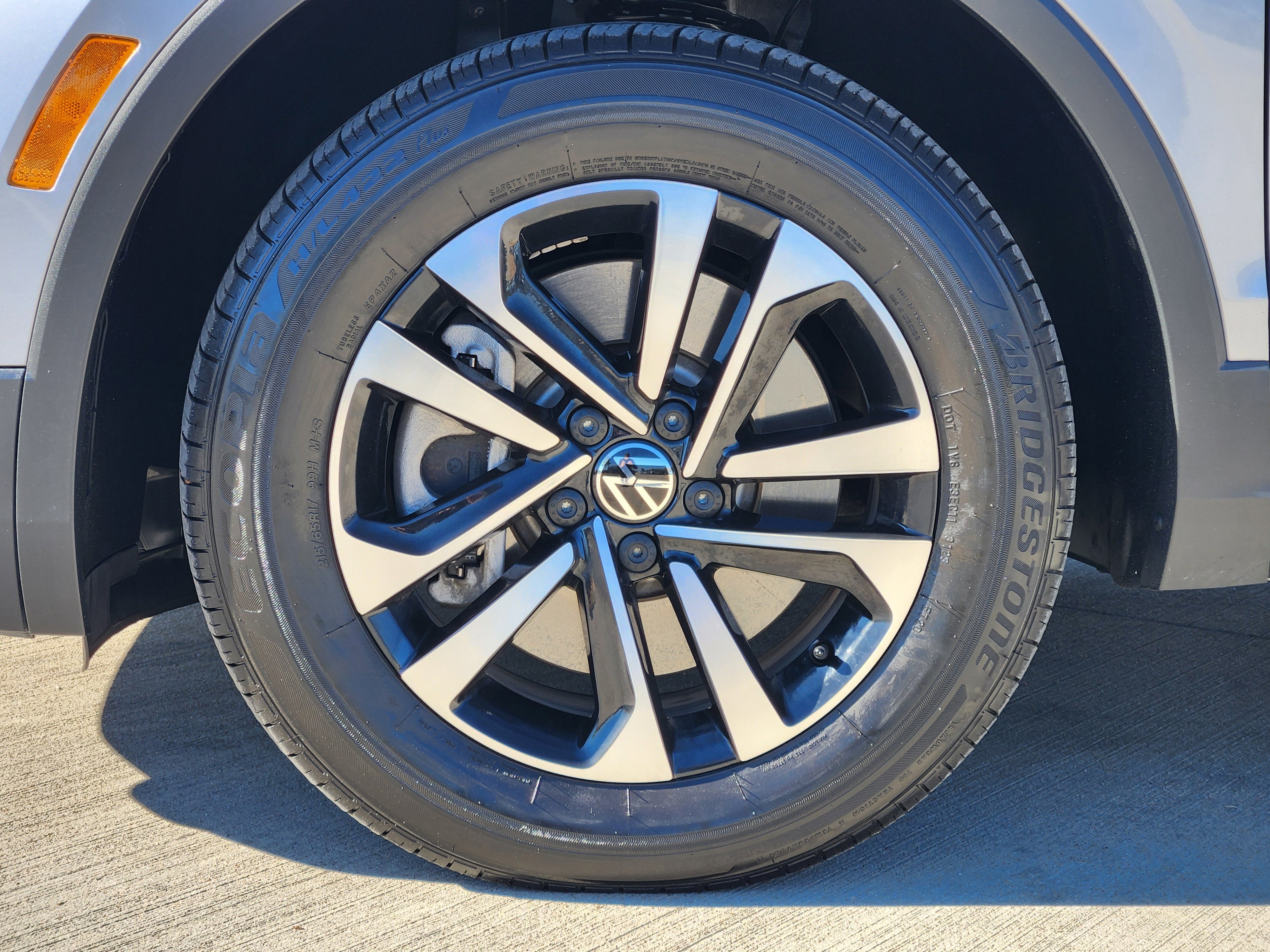 2024 Volkswagen Tiguan S