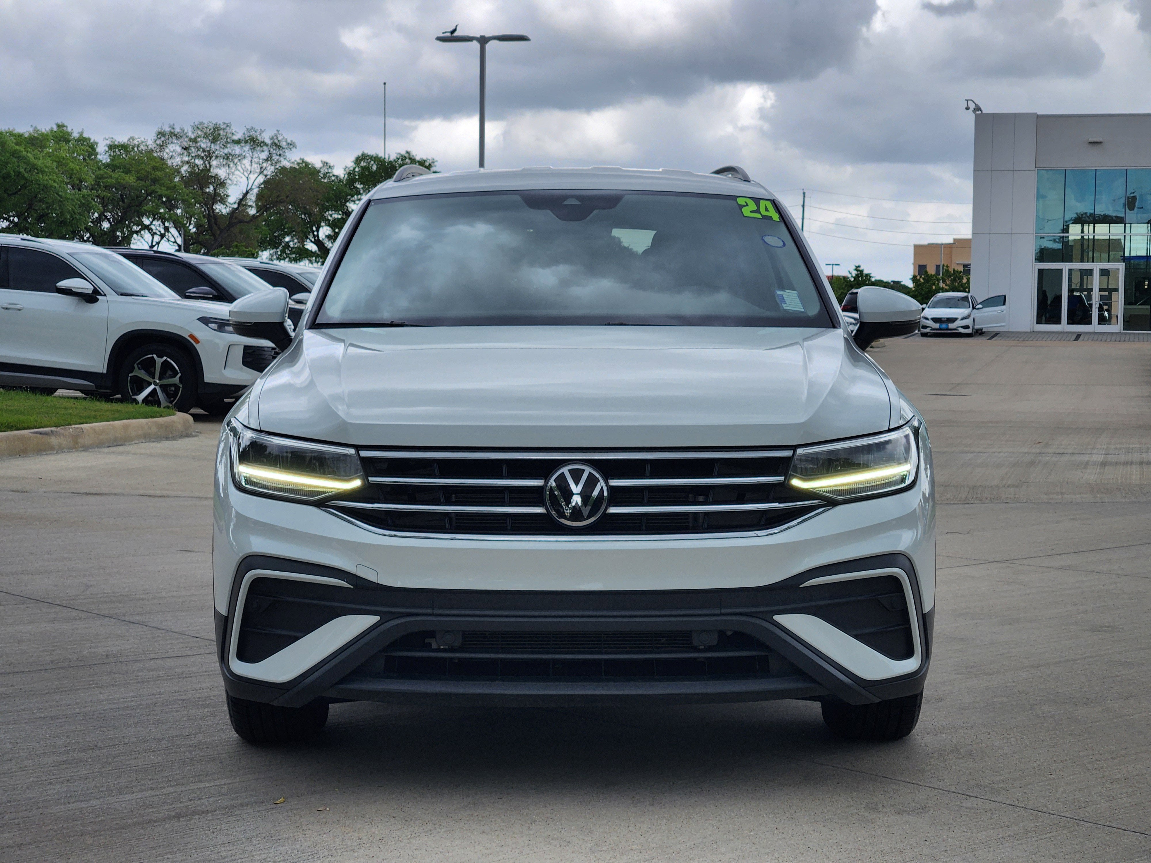 2024 Volkswagen Tiguan S