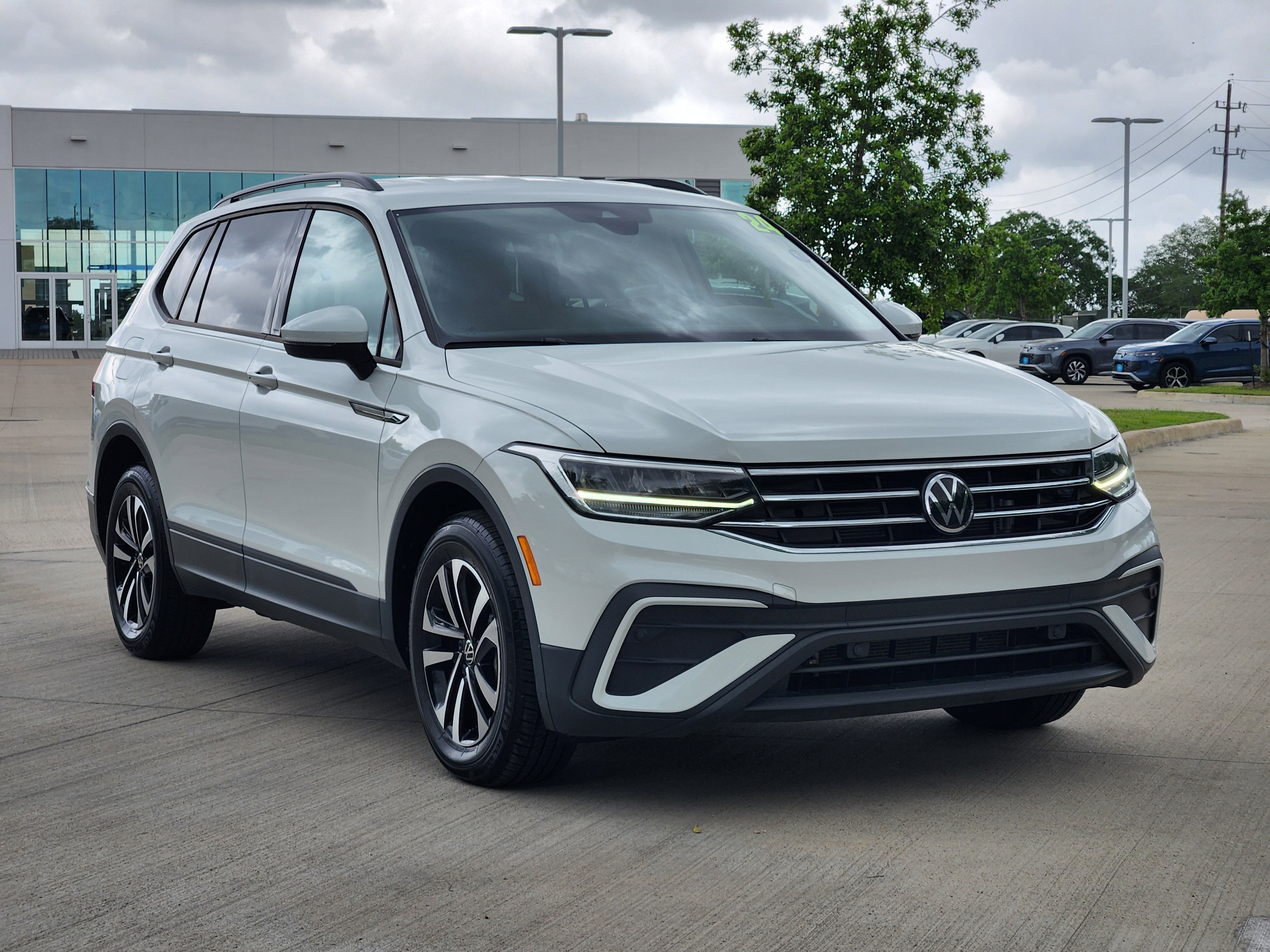 2024 Volkswagen Tiguan S