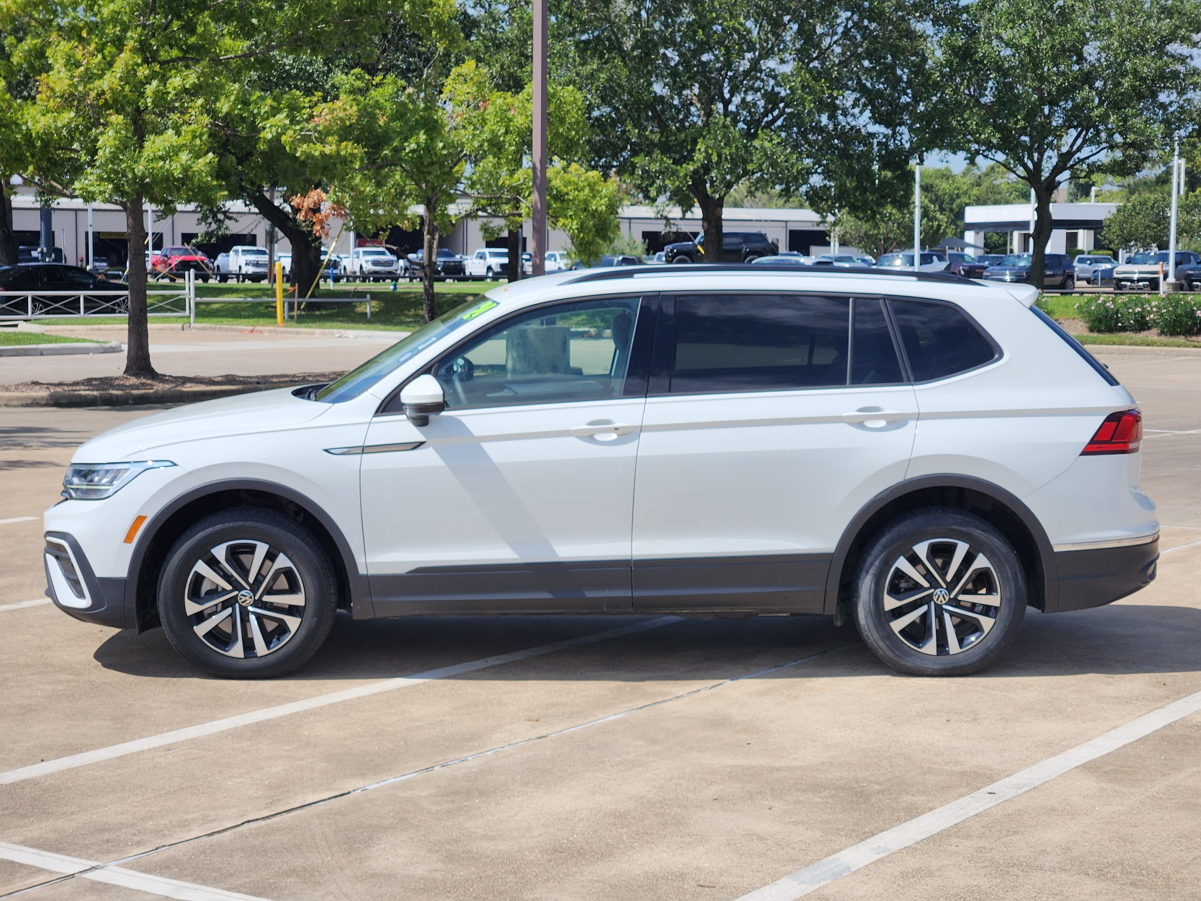 2024 Volkswagen Tiguan S