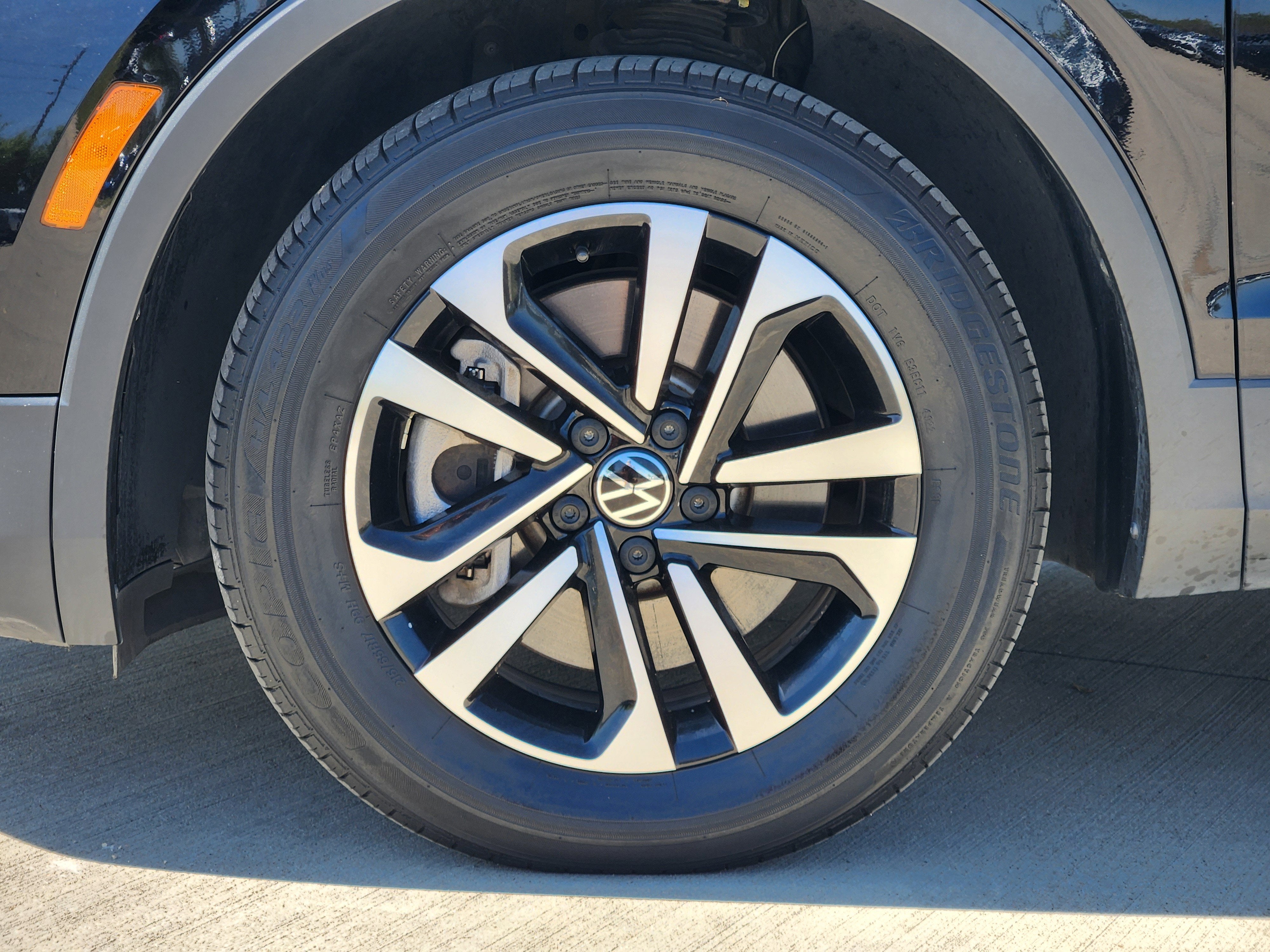 2023 Volkswagen Tiguan S
