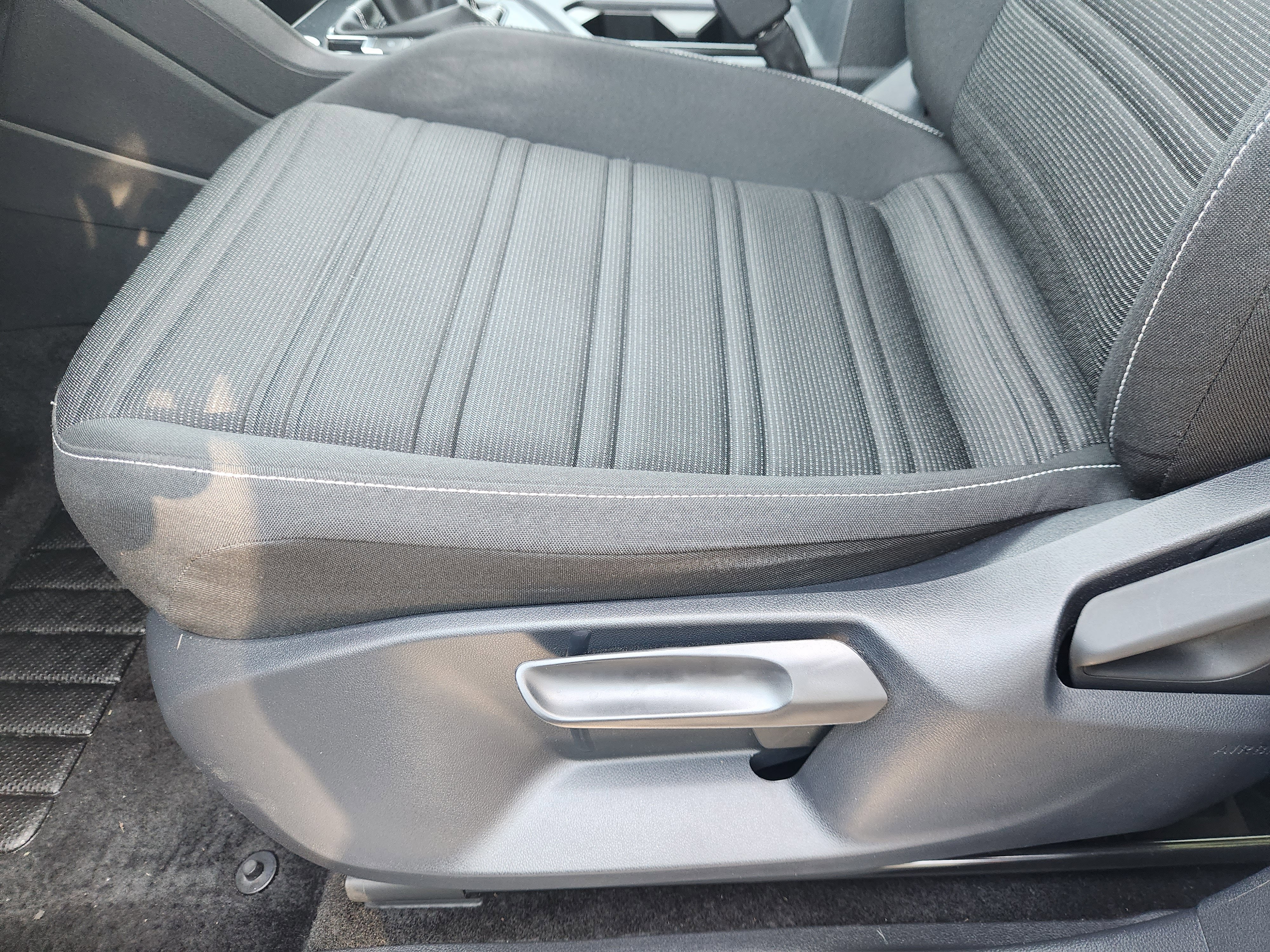 2023 Volkswagen Tiguan S
