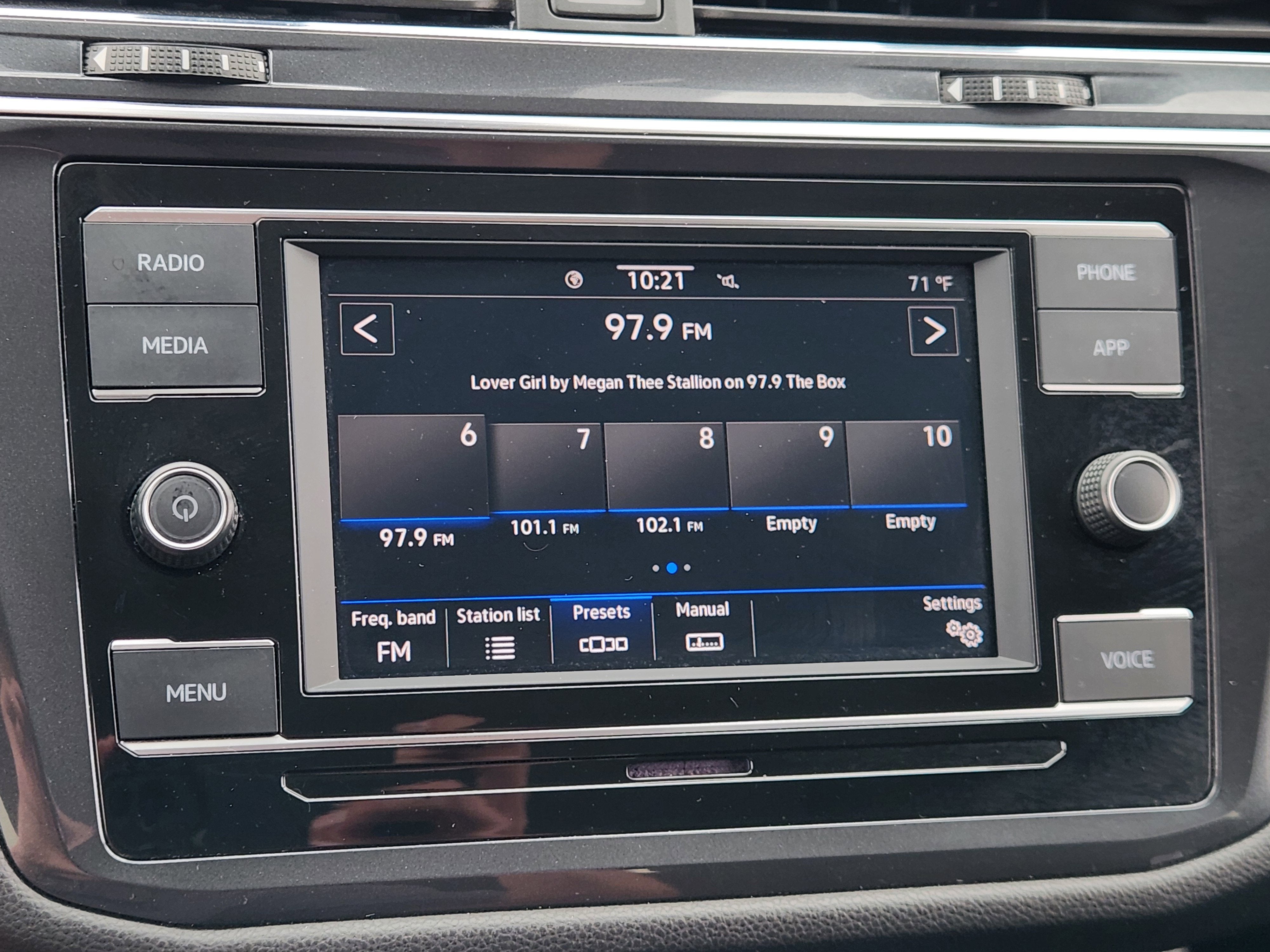 2023 Volkswagen Tiguan S