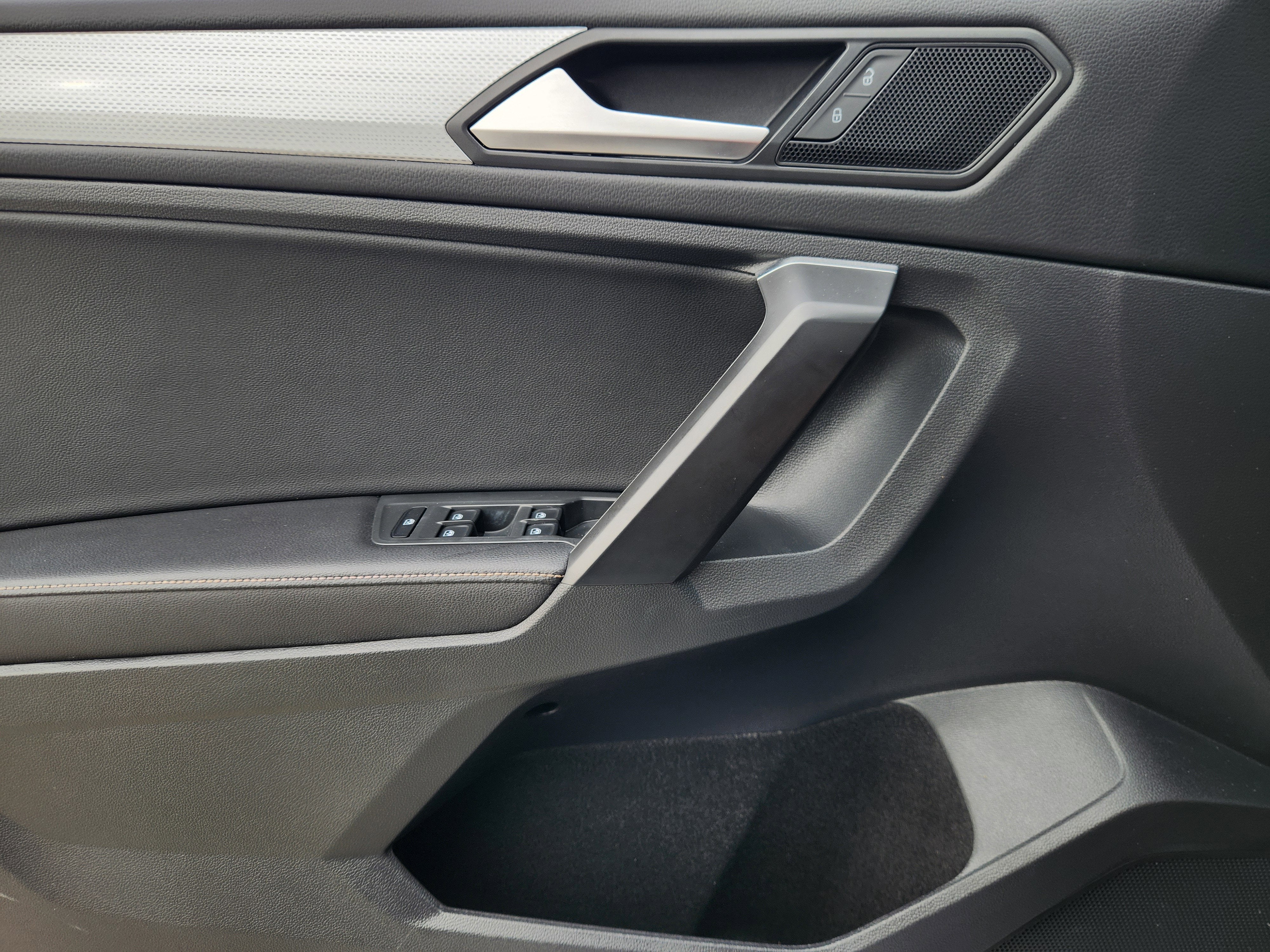 2023 Volkswagen Tiguan S