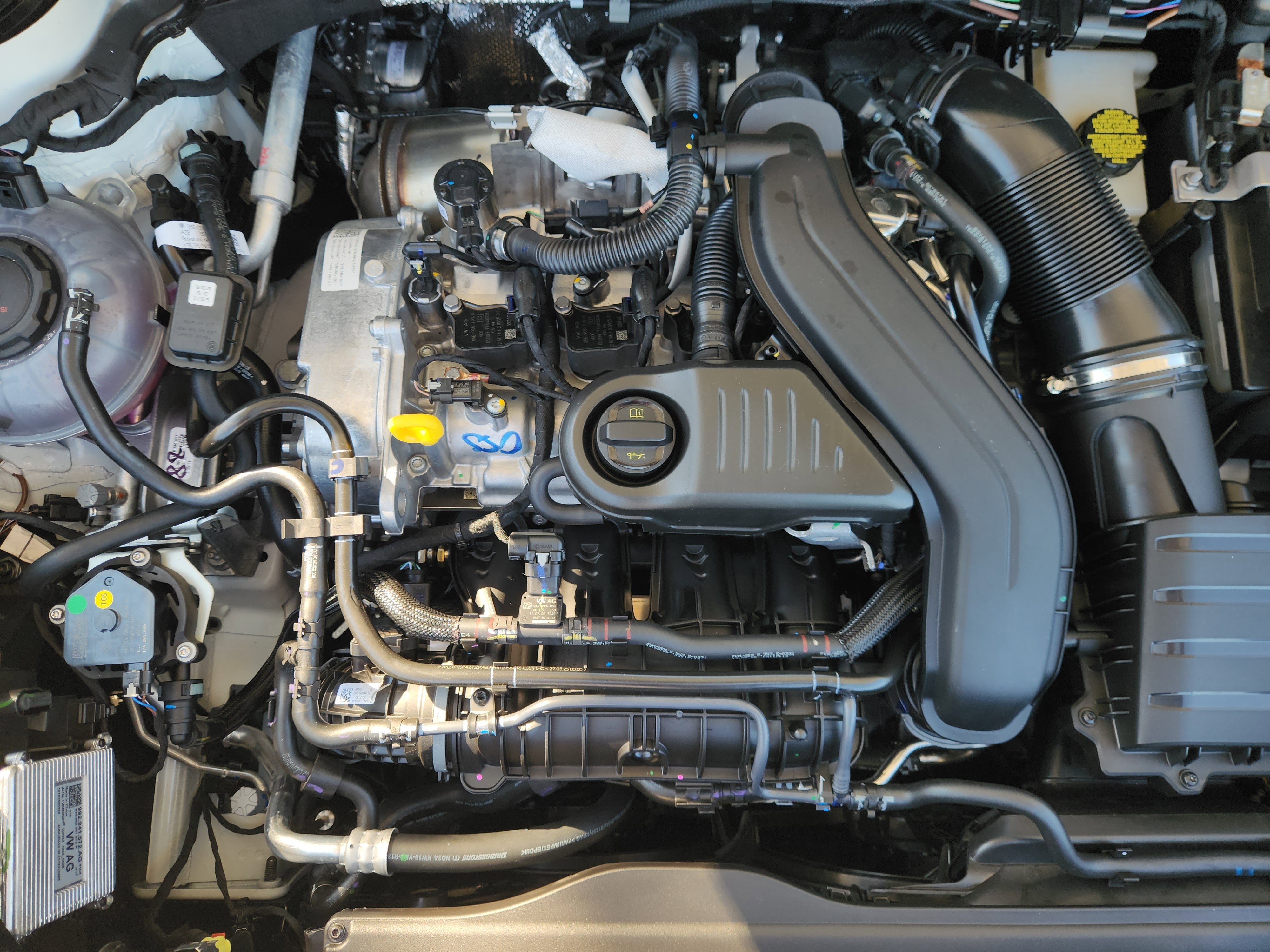 2026 Volkswagen Taos SE