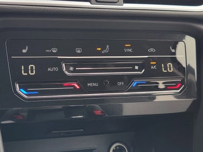 2026 Volkswagen Taos SE
