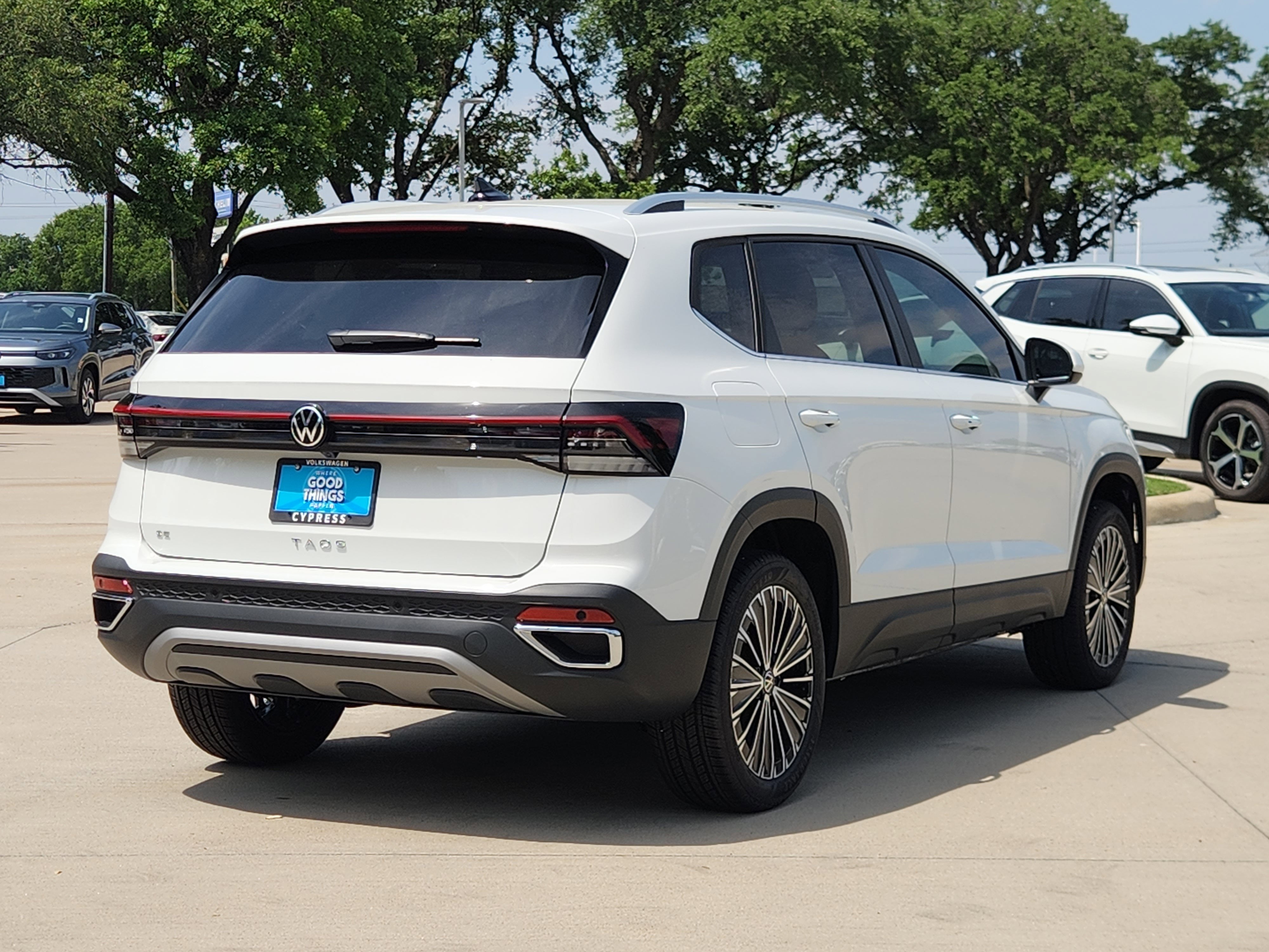 2026 Volkswagen Taos SE