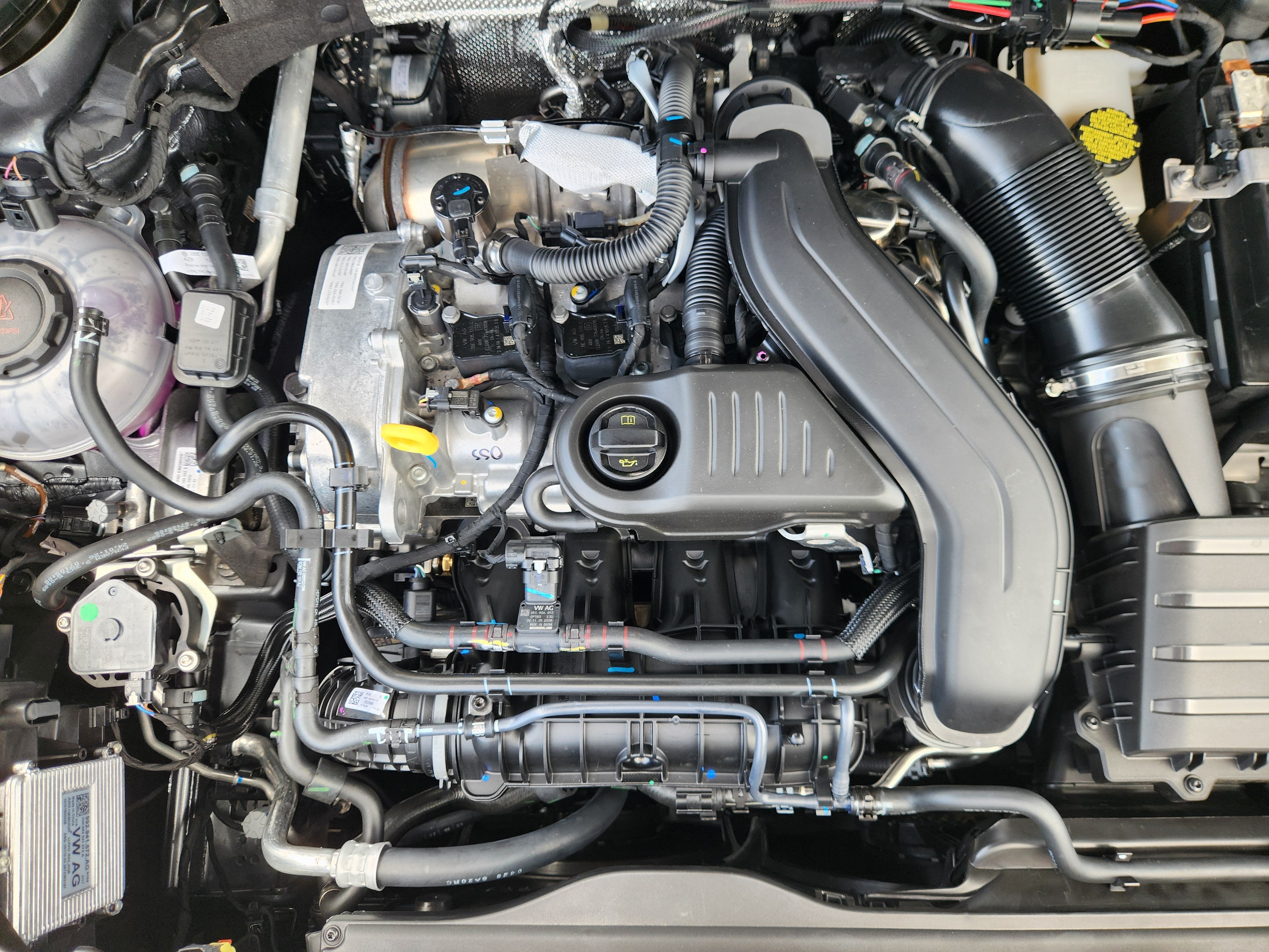2026 Volkswagen Taos SE